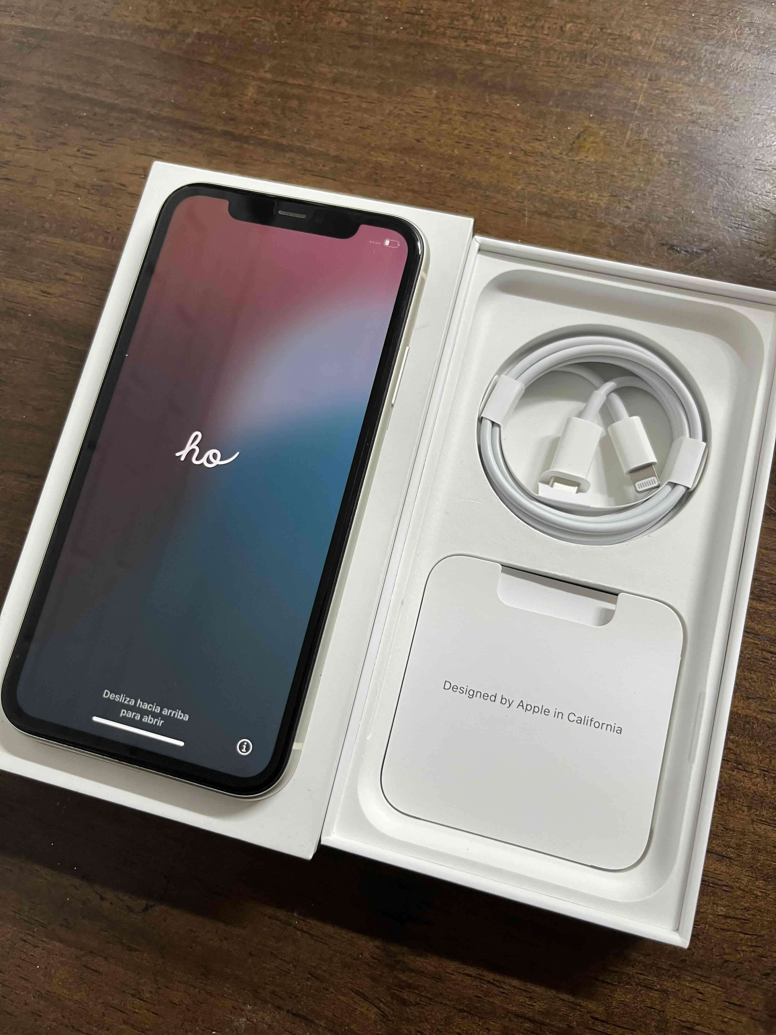 iPhone 11 64GB White en caja - miniatura 2
