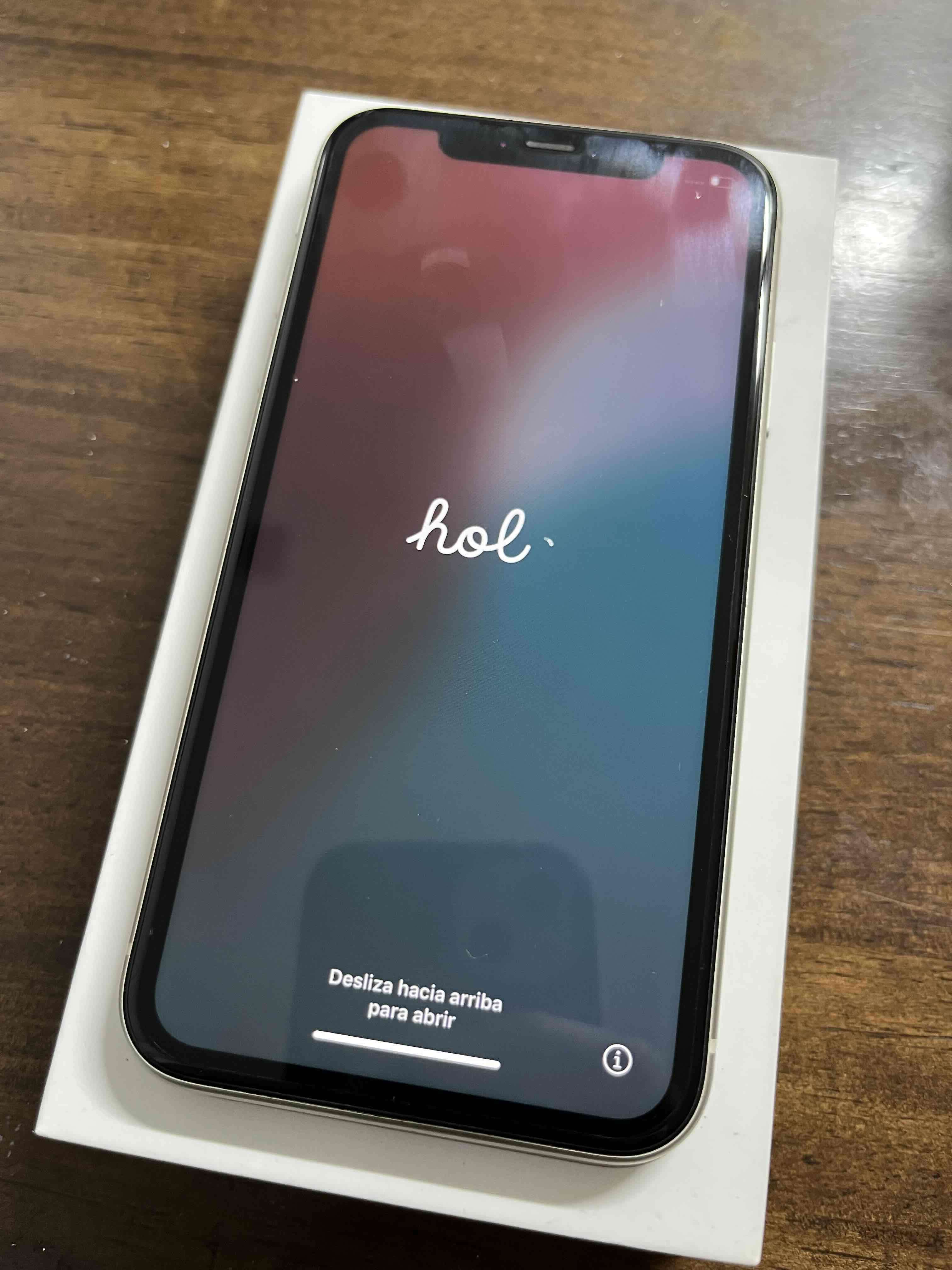 iPhone 11 64GB White en caja - miniatura 3