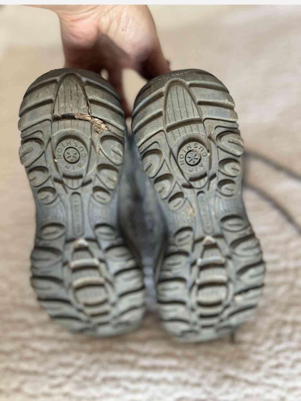 Botas de trekking gris y morado - miniatura 4