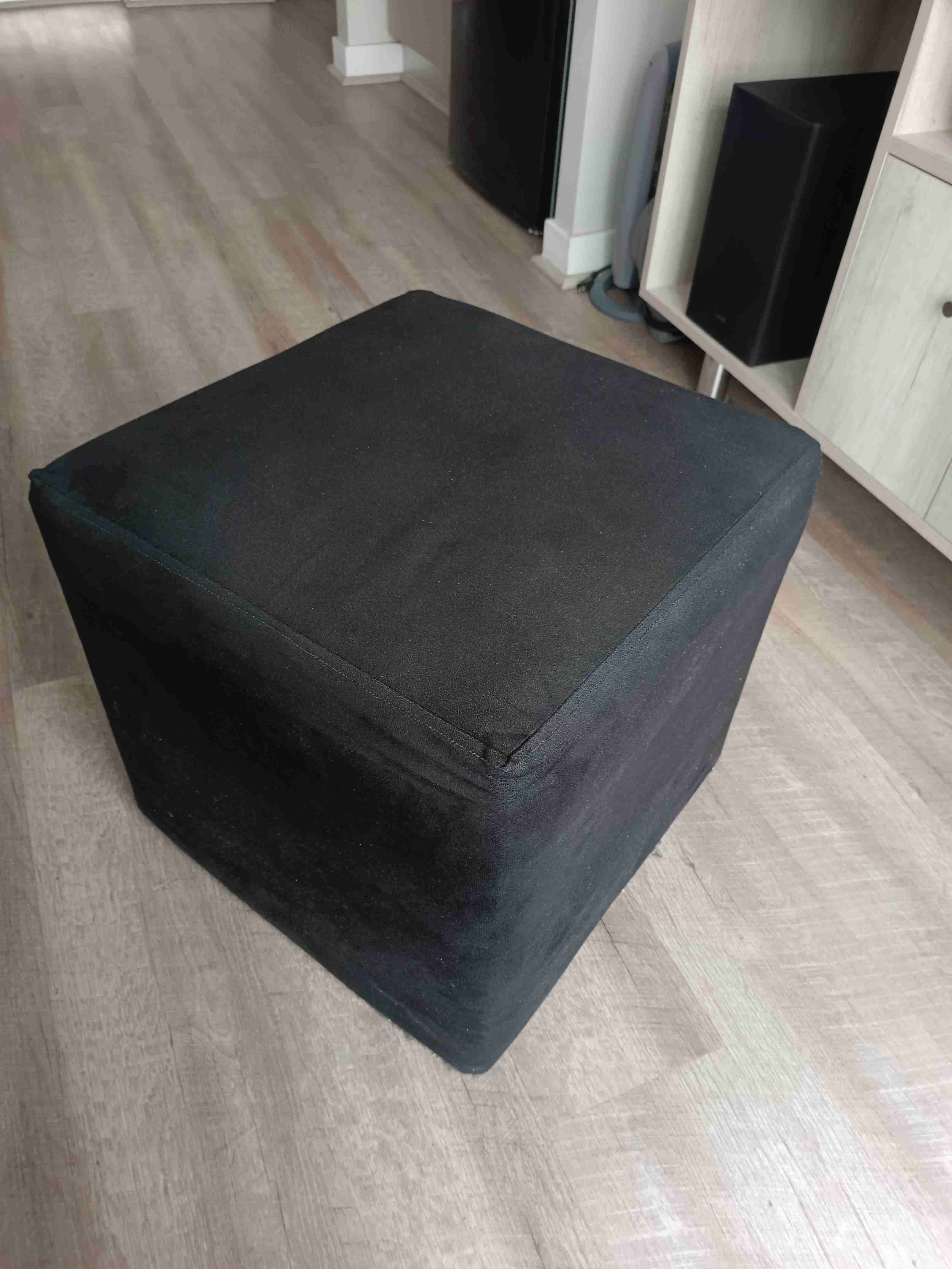 Futon negro de felpa - 4