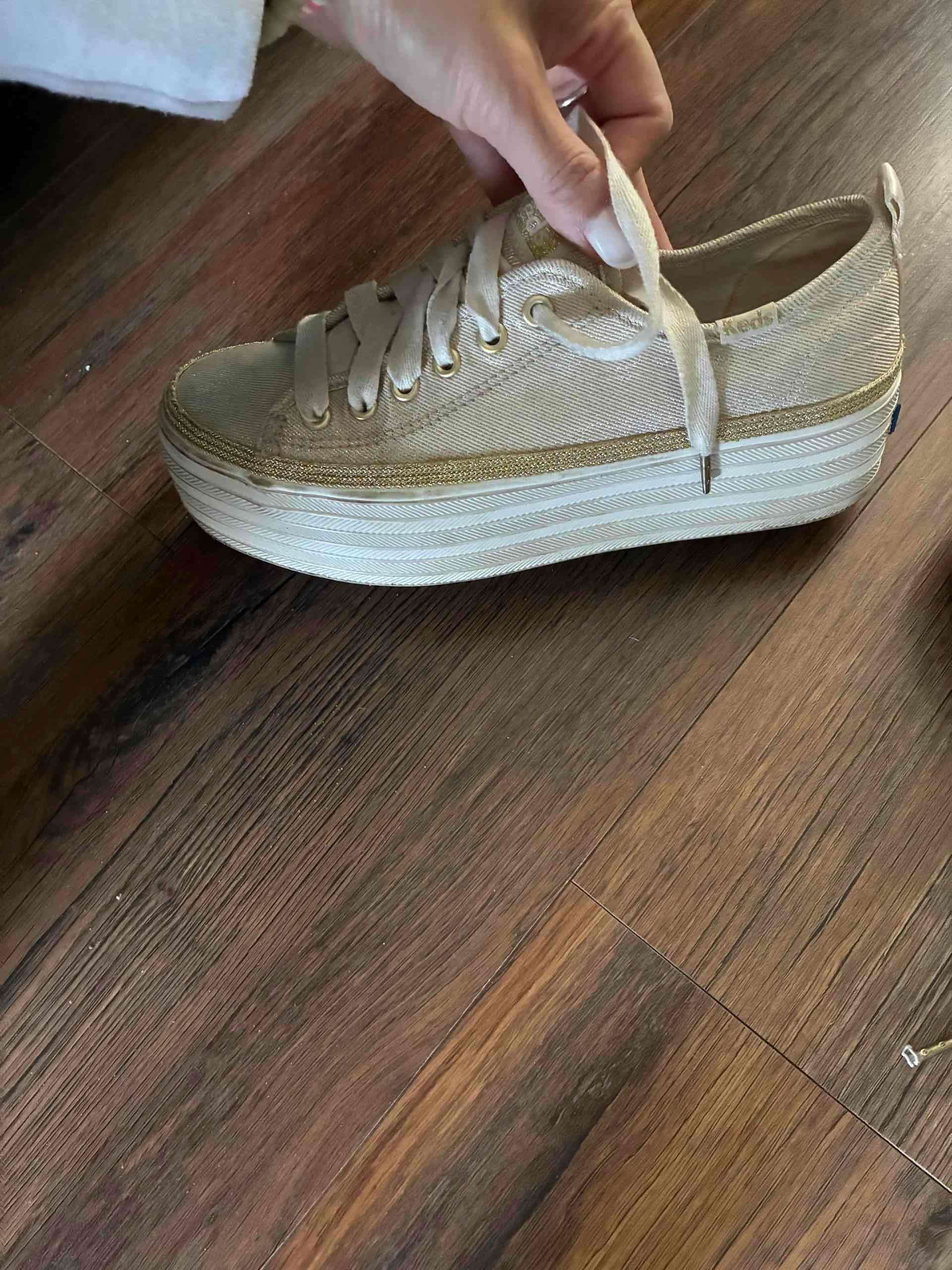 Zapatillas doradas de plataforma keds - miniatura 4