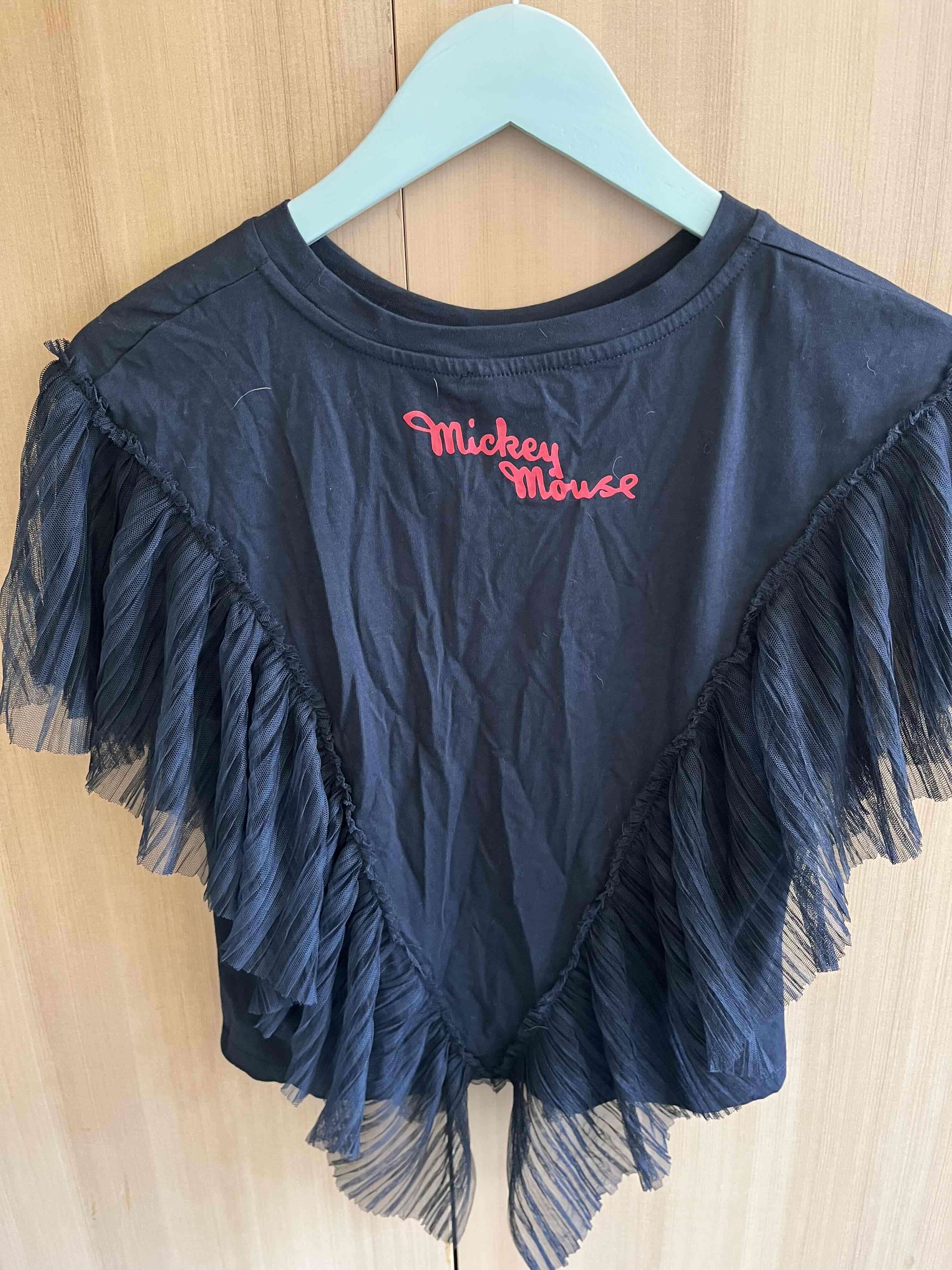 Polera negra con diseño Mickey - 2