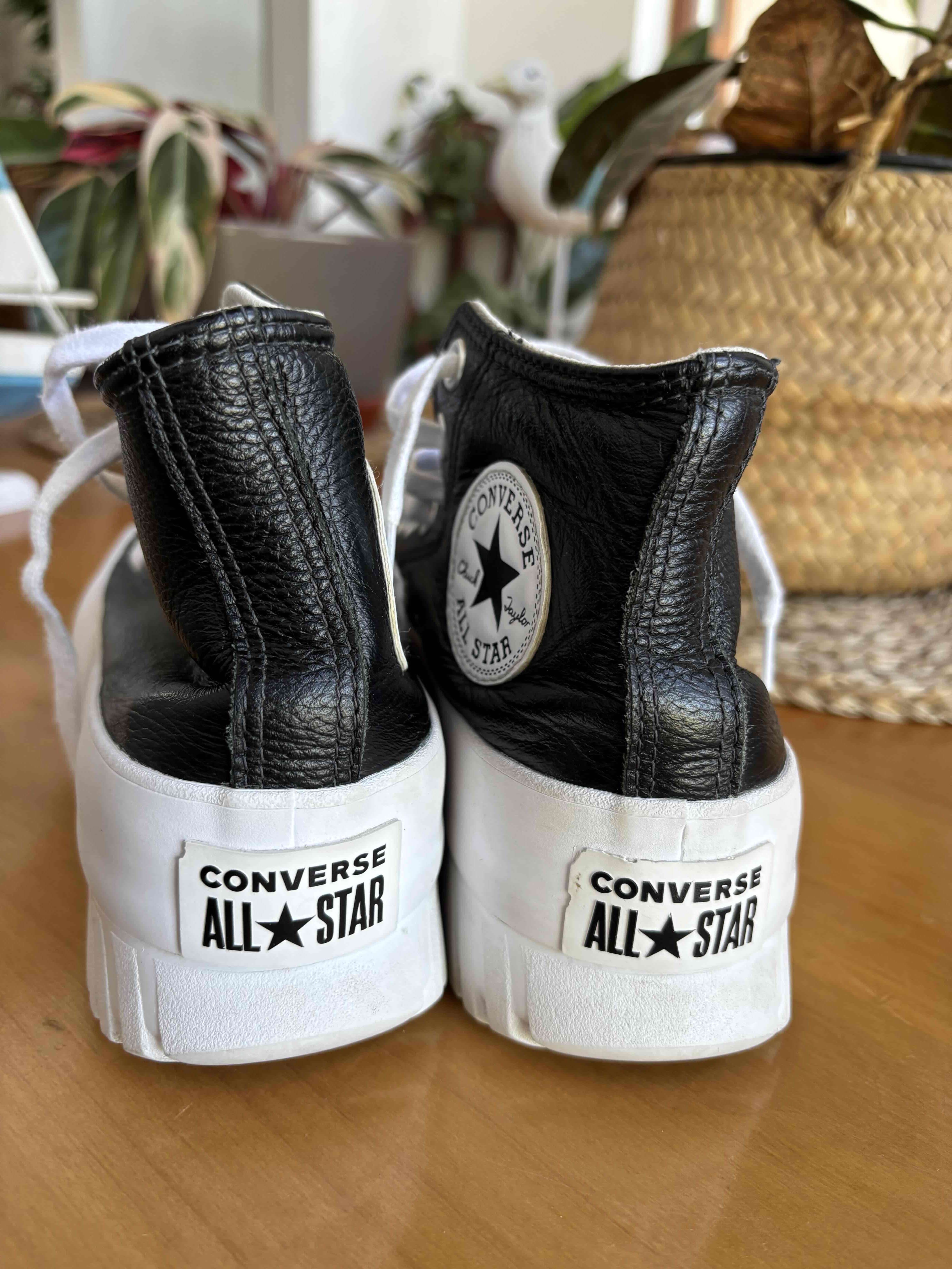 Zapatillas converse negras de cuero - miniatura 2