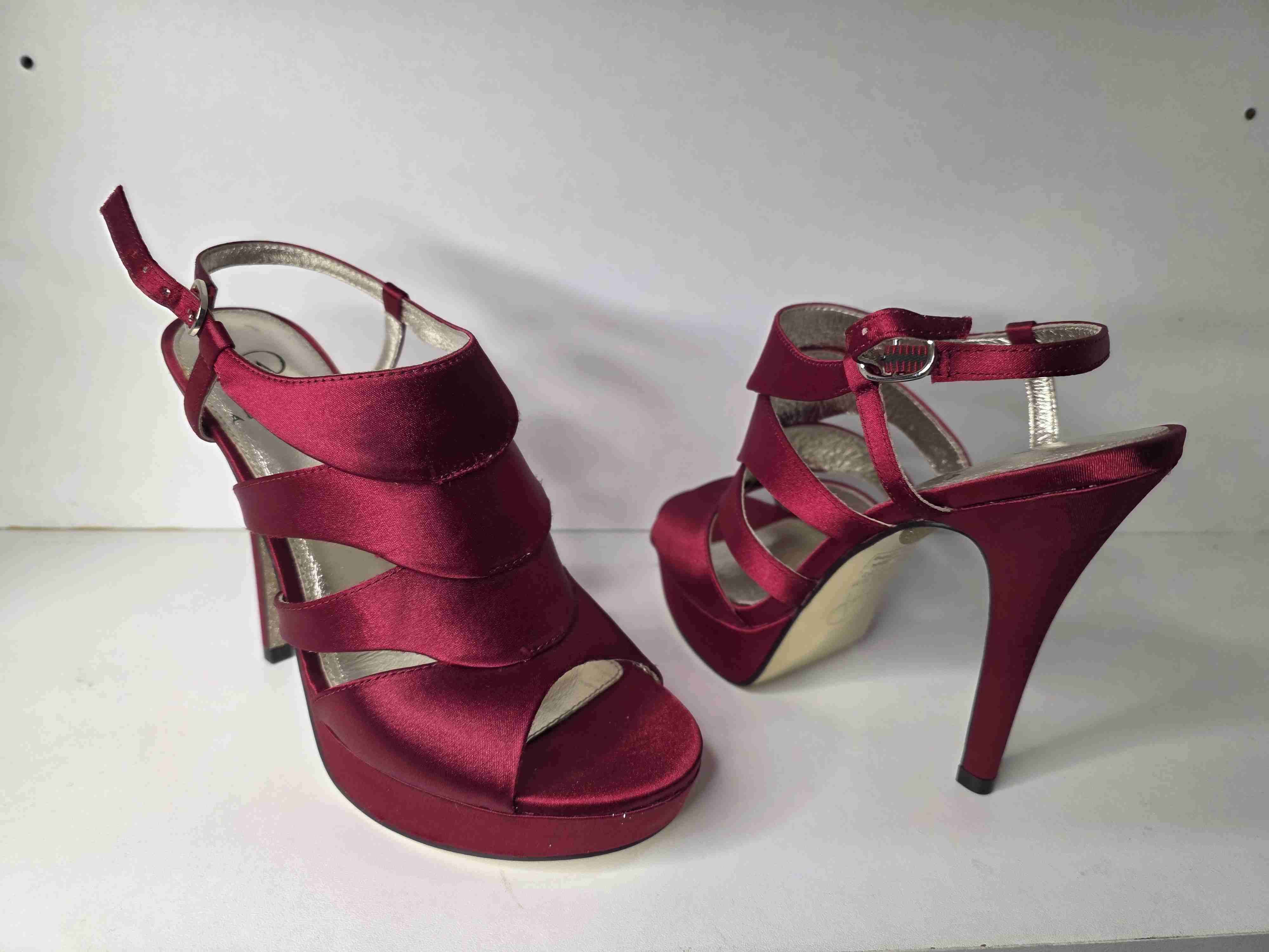 Tacones fucsias elegantes - 5