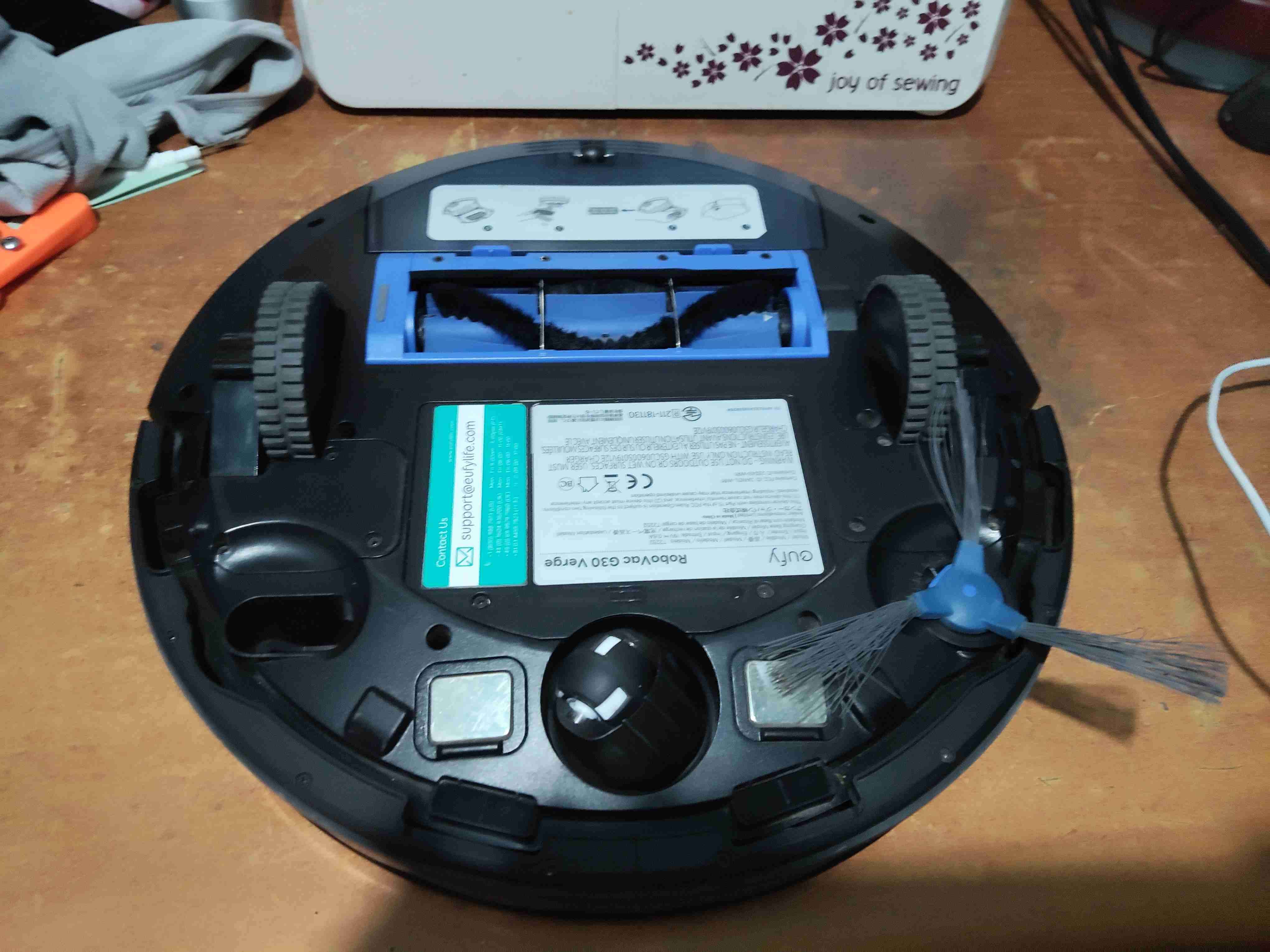 Robot aspirador Eufy RoboVac - 3