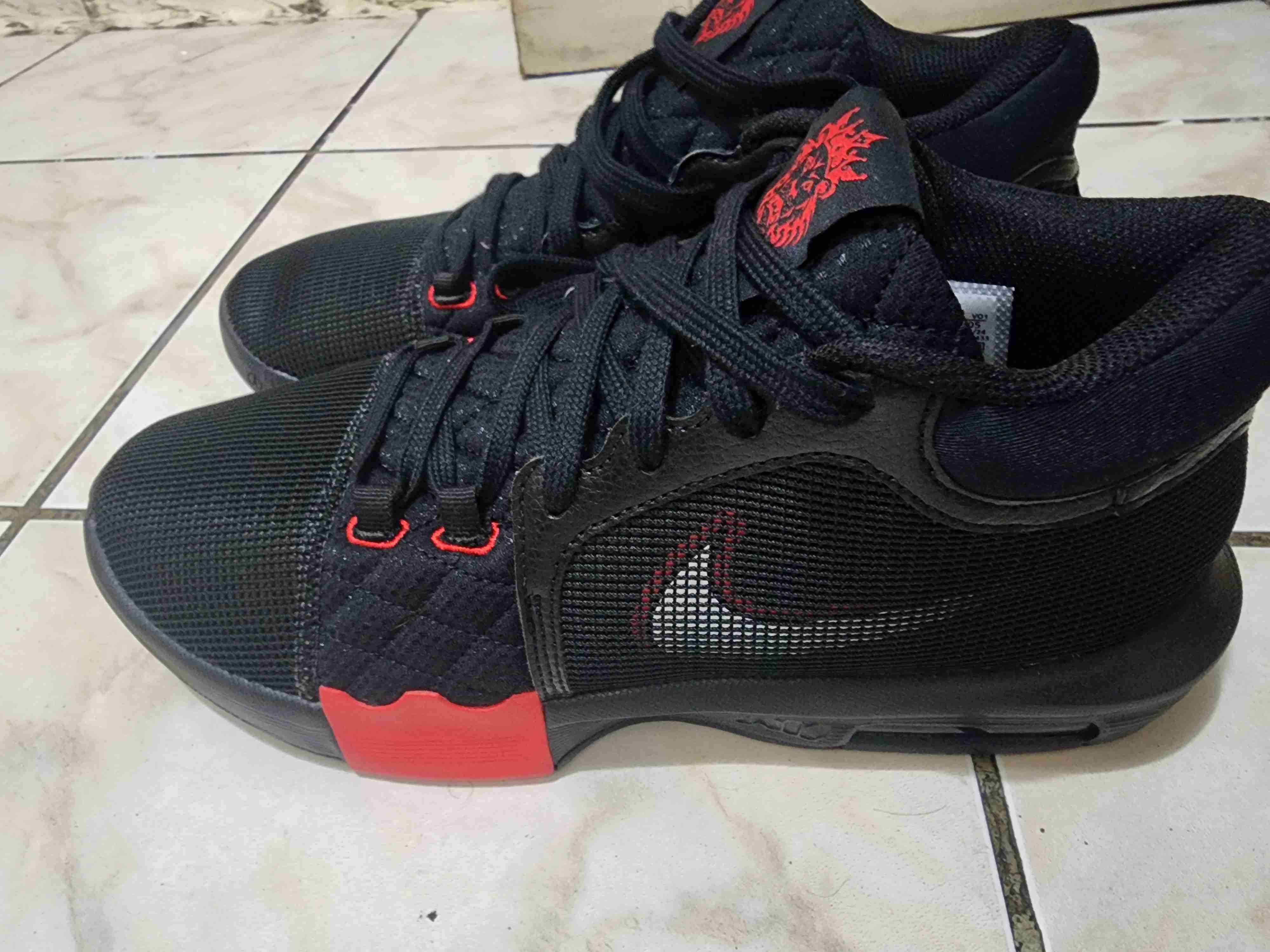 Zapatillas Nike Lebron Witness VIII - miniatura 2