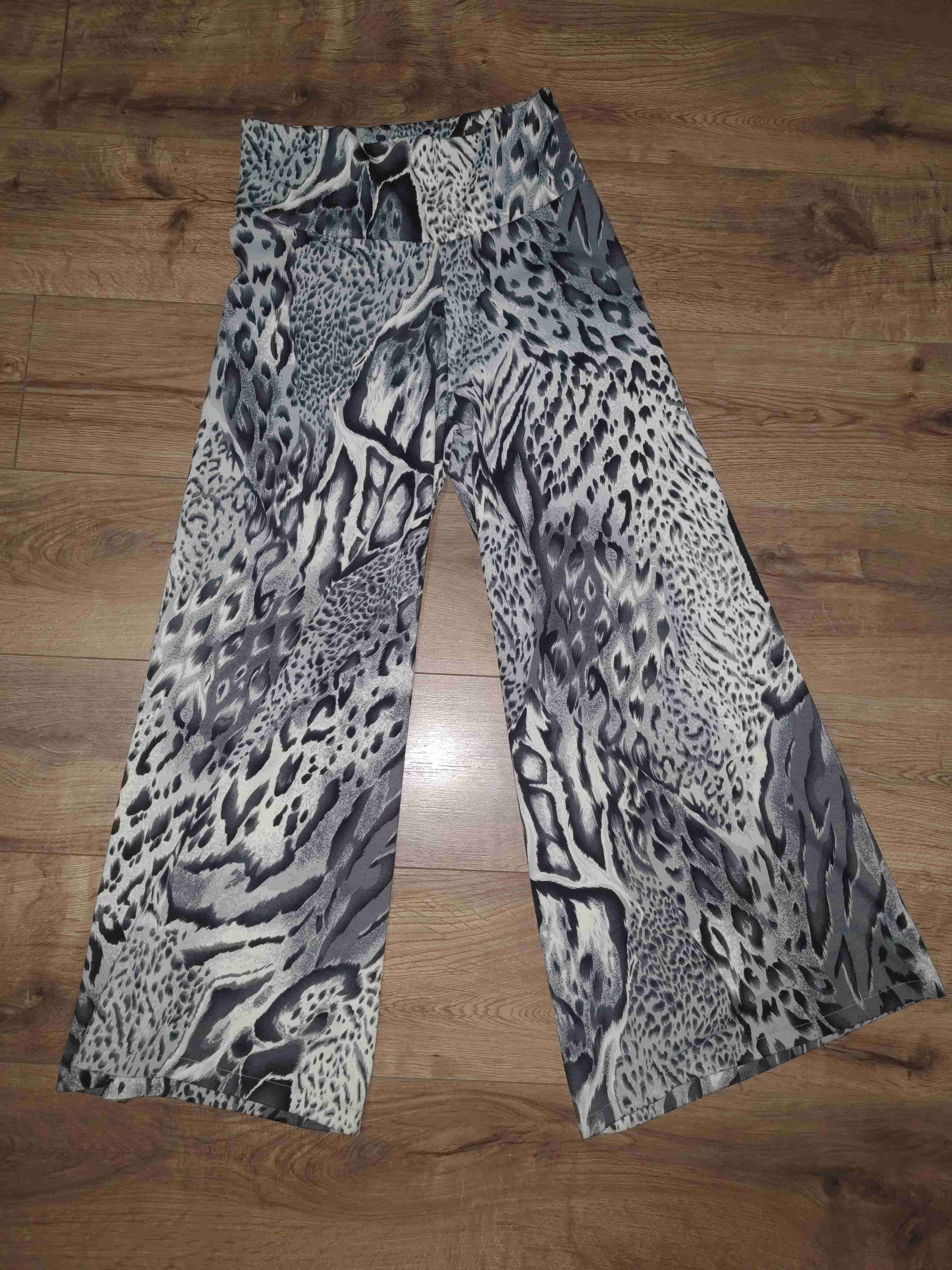 Pantalones estampados de animal print