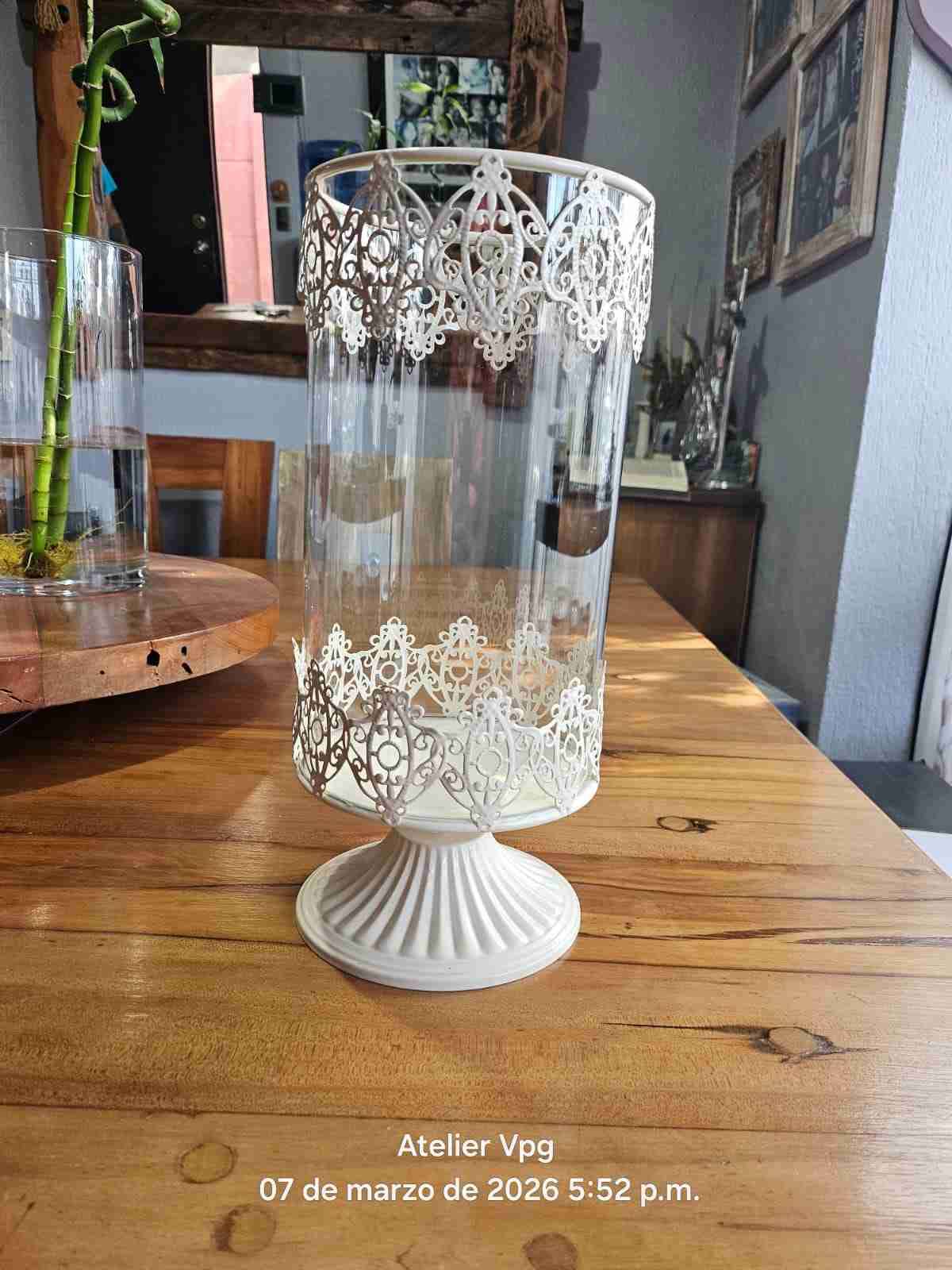 Portavelas de vidrio y metal - miniatura 1