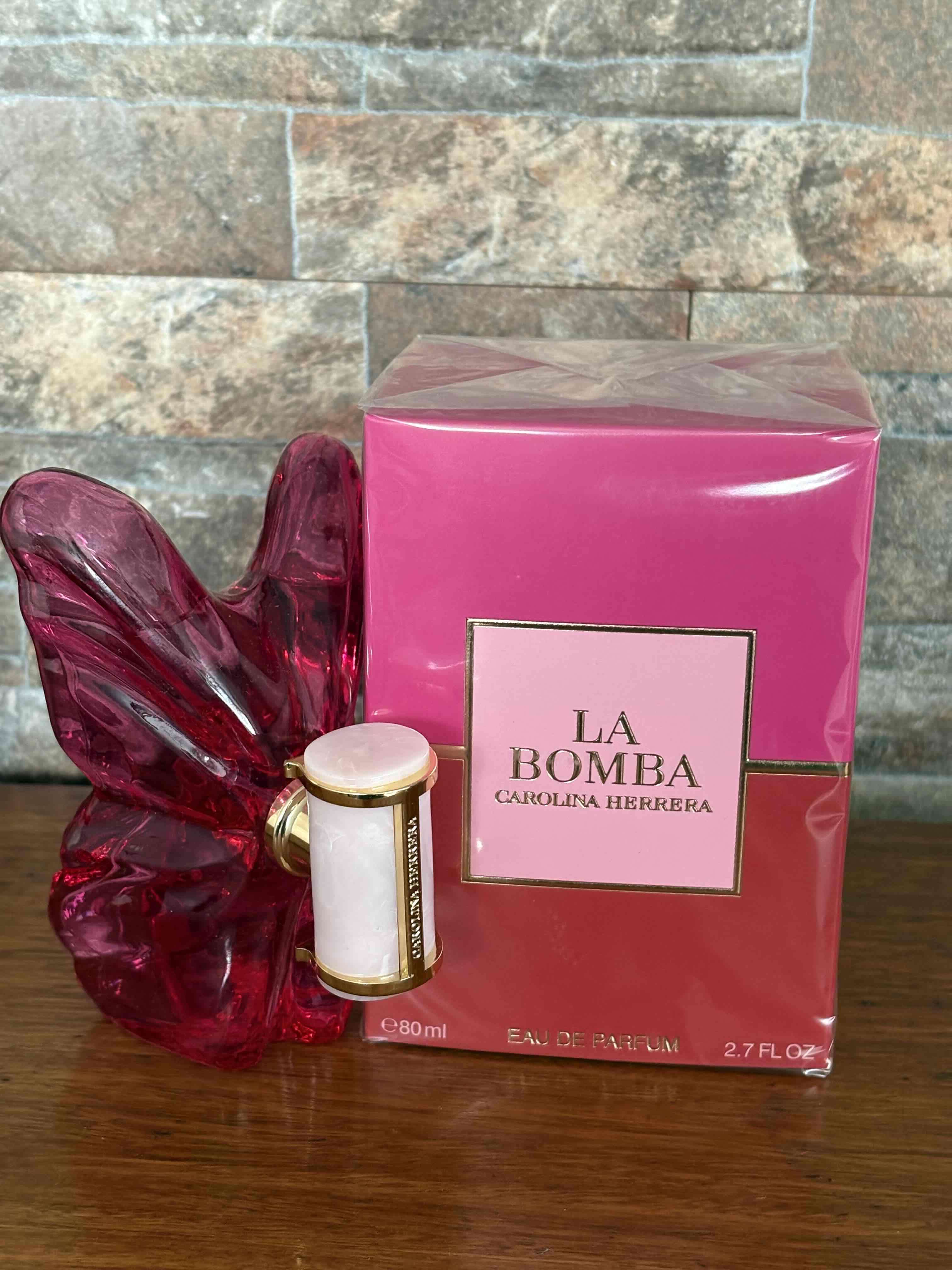 Perfume La Bomba 80ml Carolina Herrera - miniatura 1