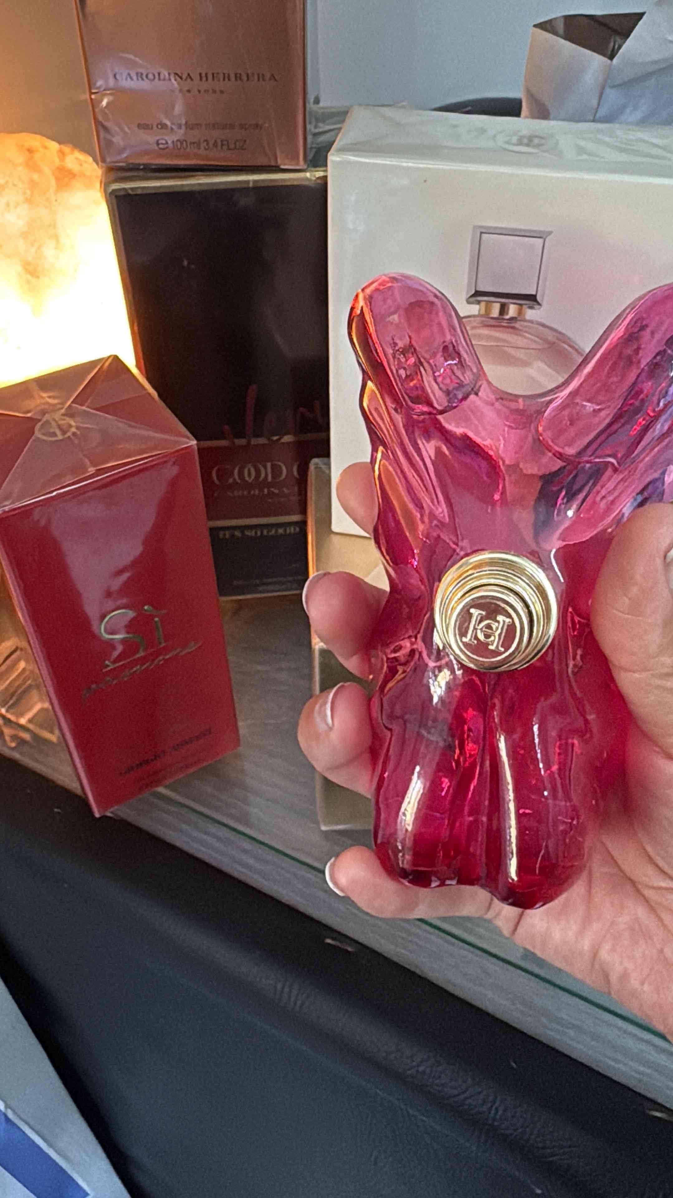 Perfume La Bomba 80ml Carolina Herrera - miniatura 2