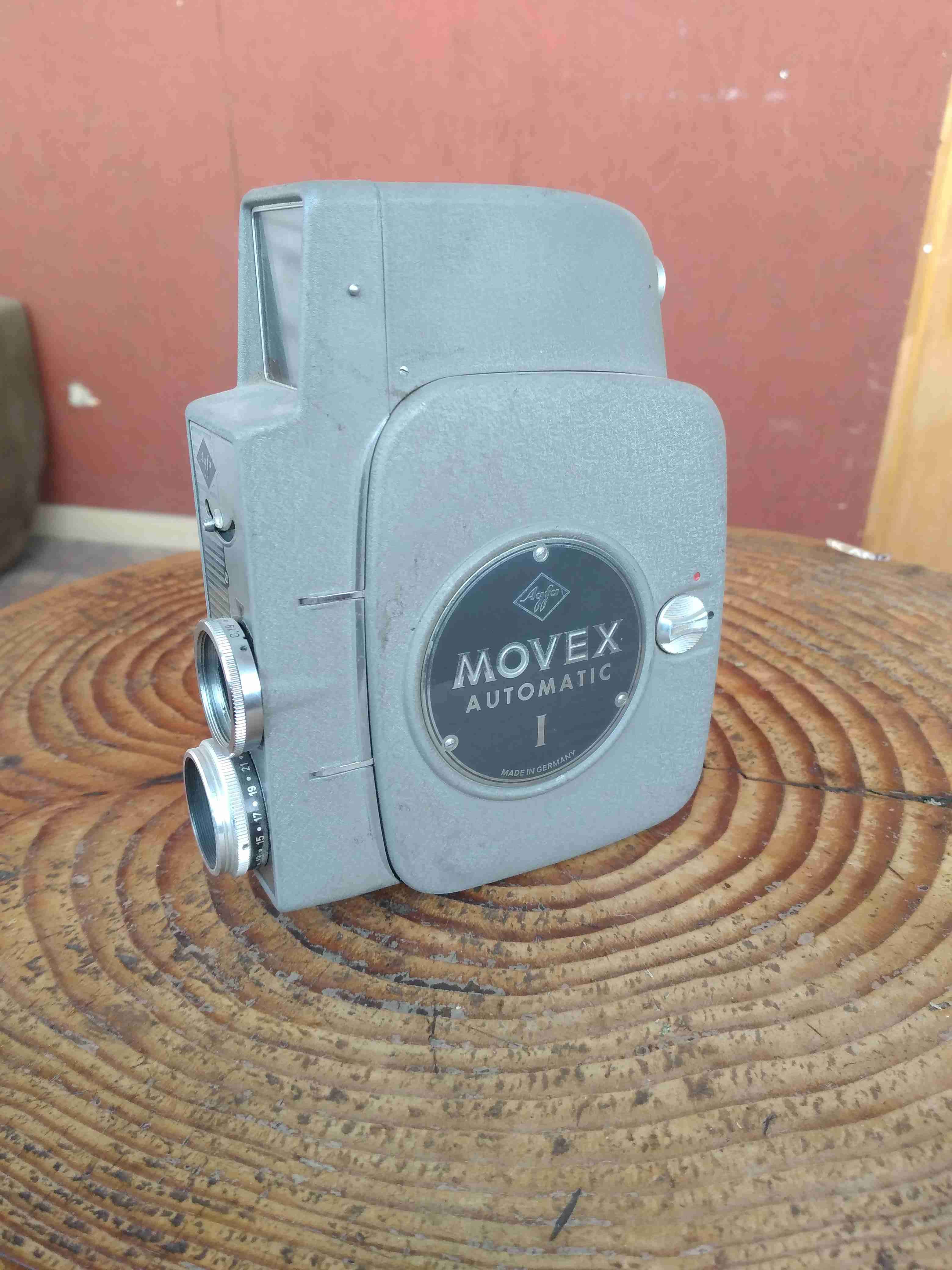 Cámara retro Movex Automatic I - miniatura 1