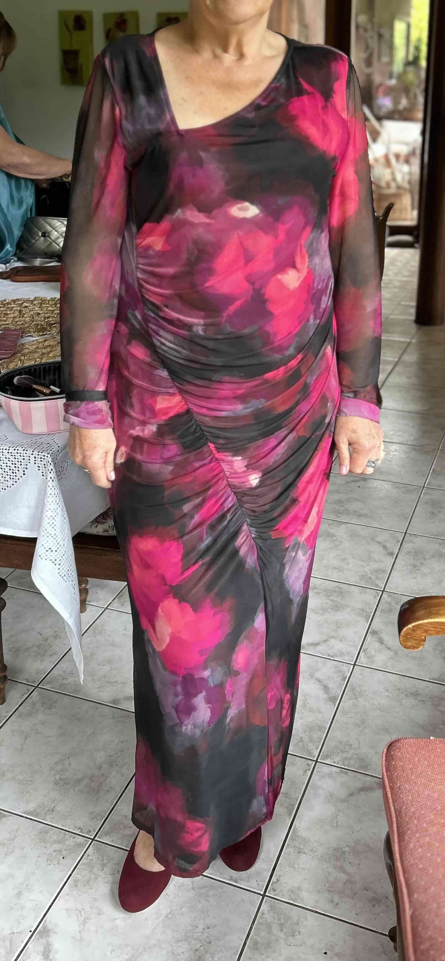 Vestido largo floral elegante - miniatura 1