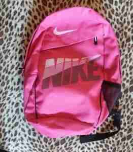 Mochila Nike rosada
