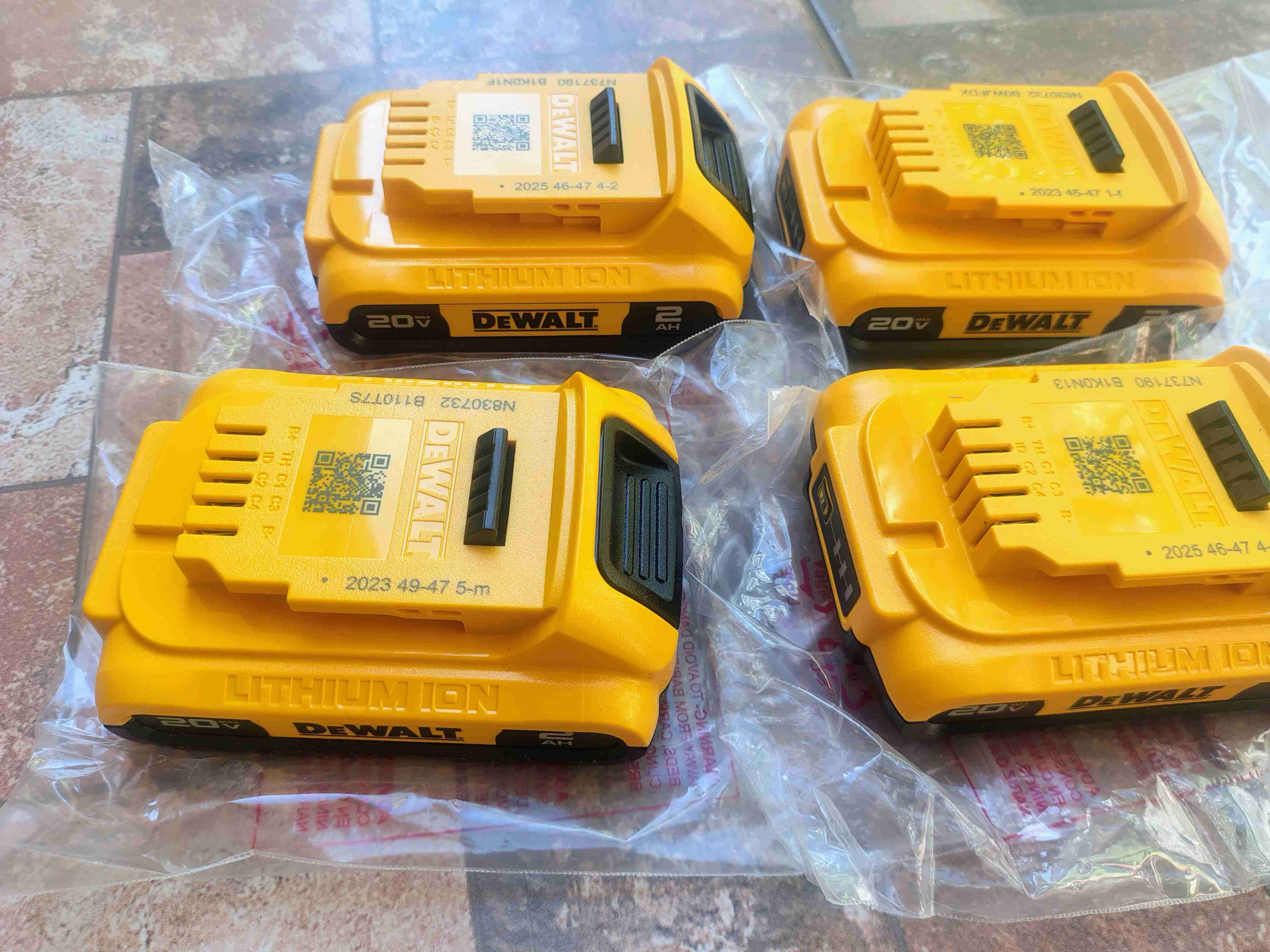 Baterías DeWalt 20V nuevas - miniatura 5