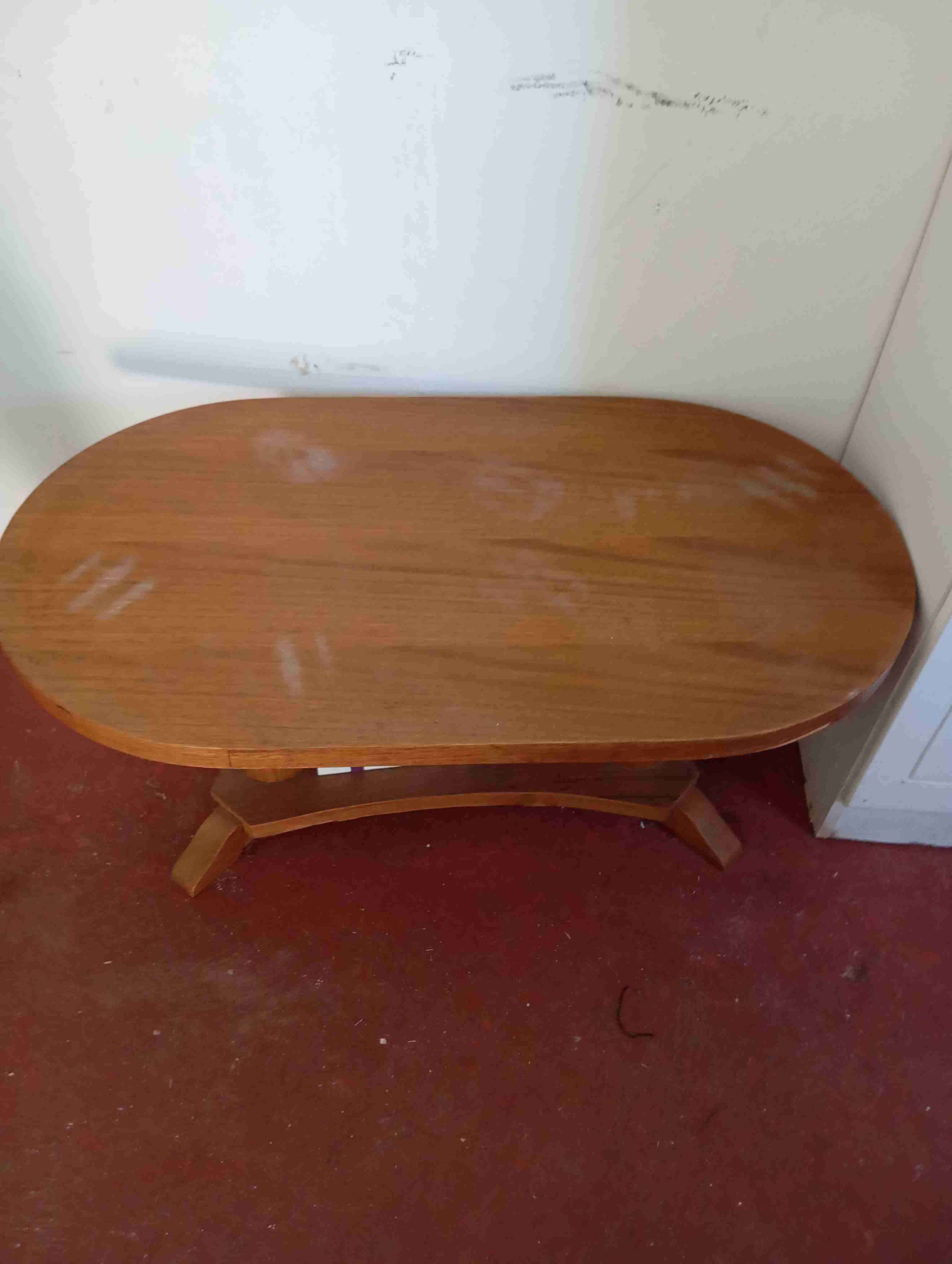 Mesa de centro ovalada de madera - miniatura 2