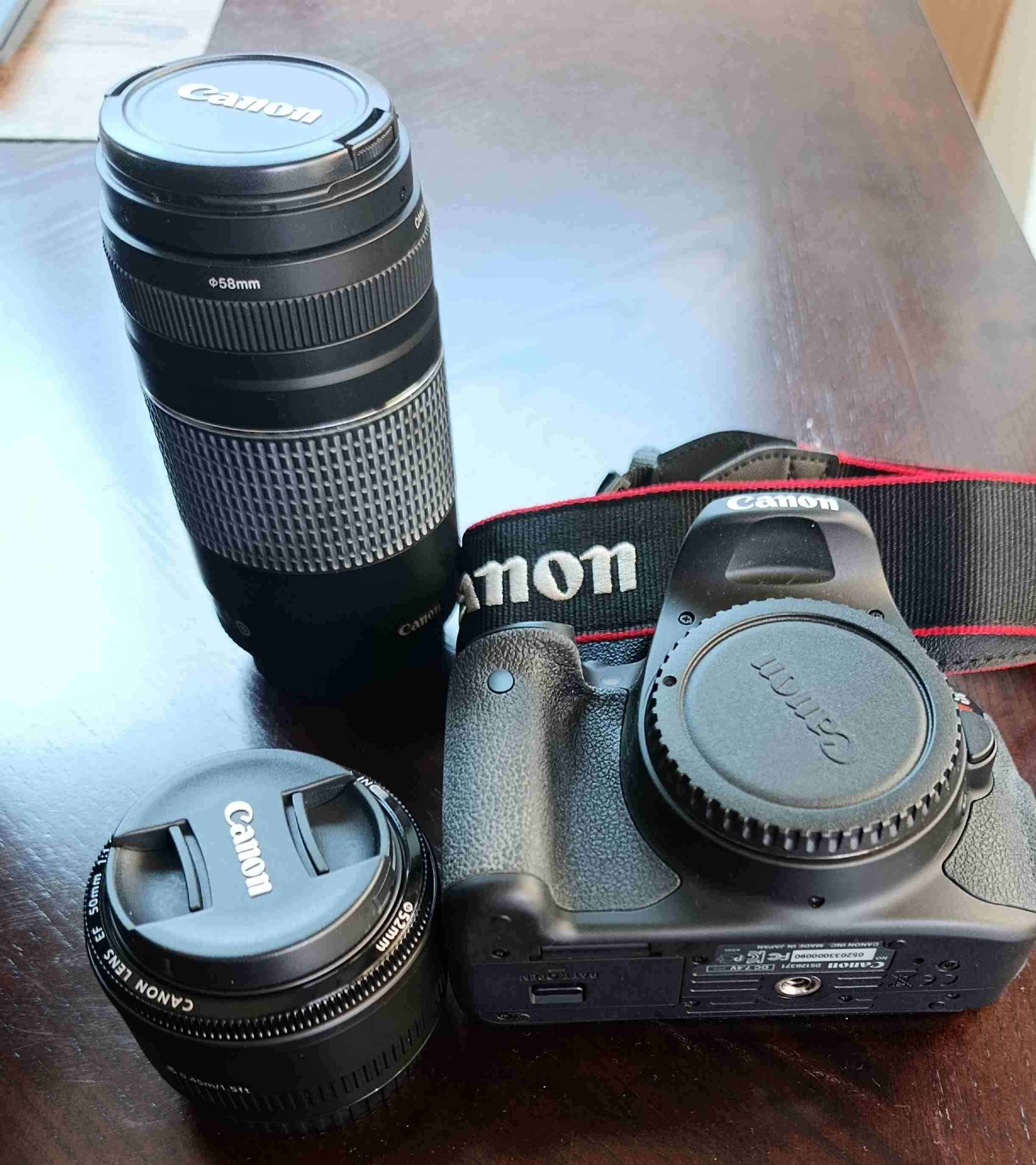 Cámara  Canon prácticamente nueva - miniatura 2