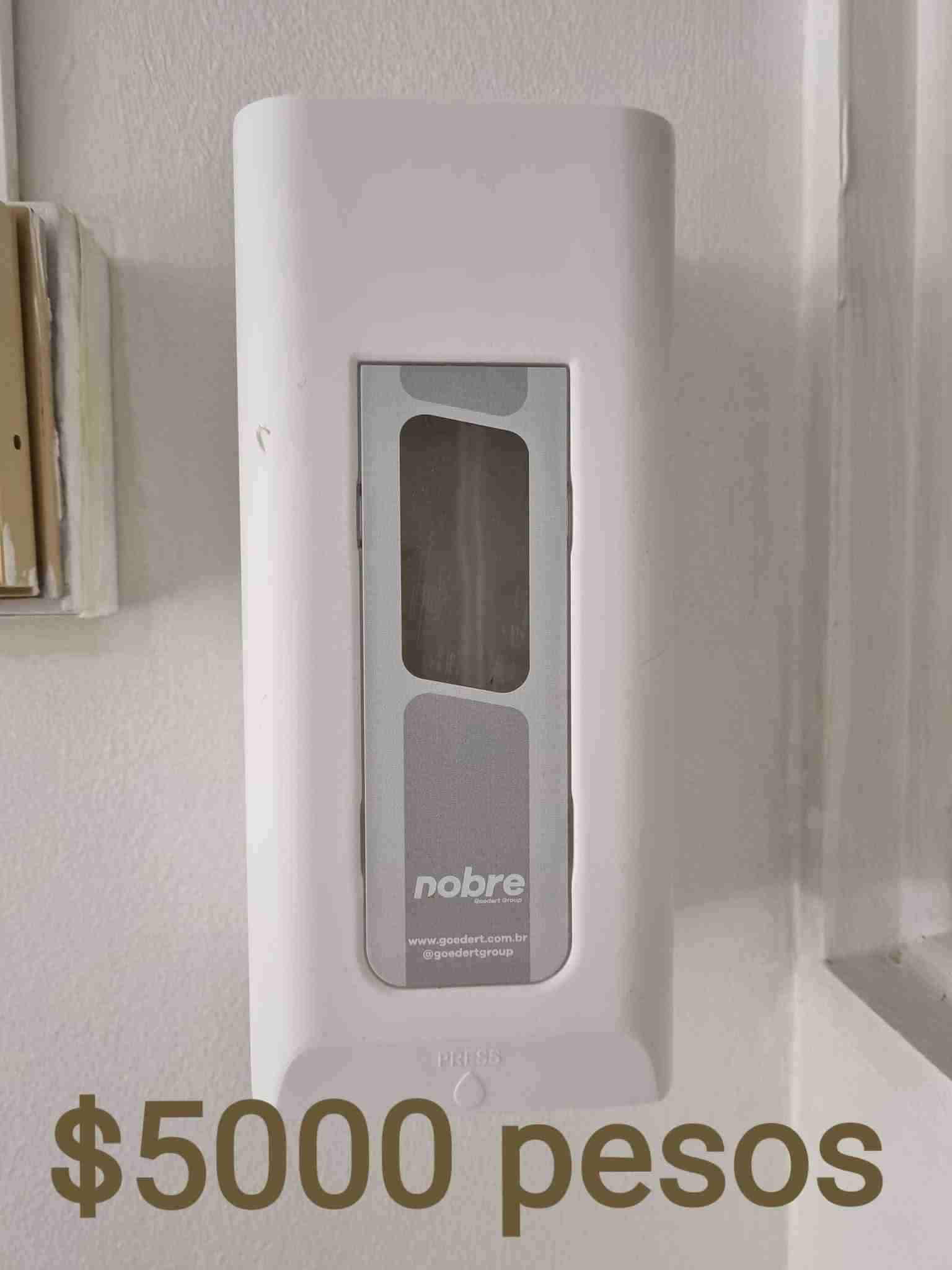 Dispensador de jabón/alcohol gel mural