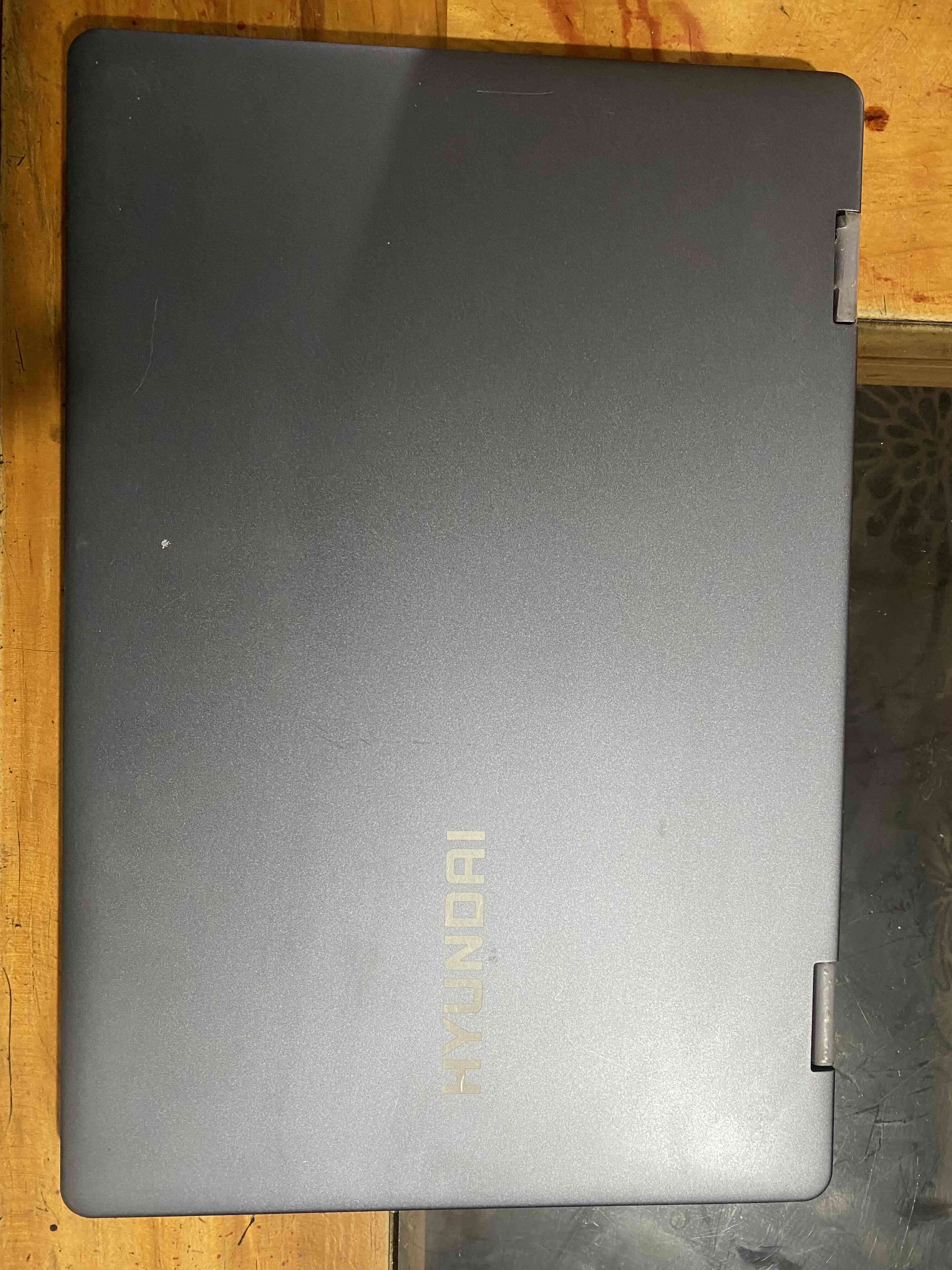 Notebook 2 en 1 Hyundai pantalla tactil - miniatura 6