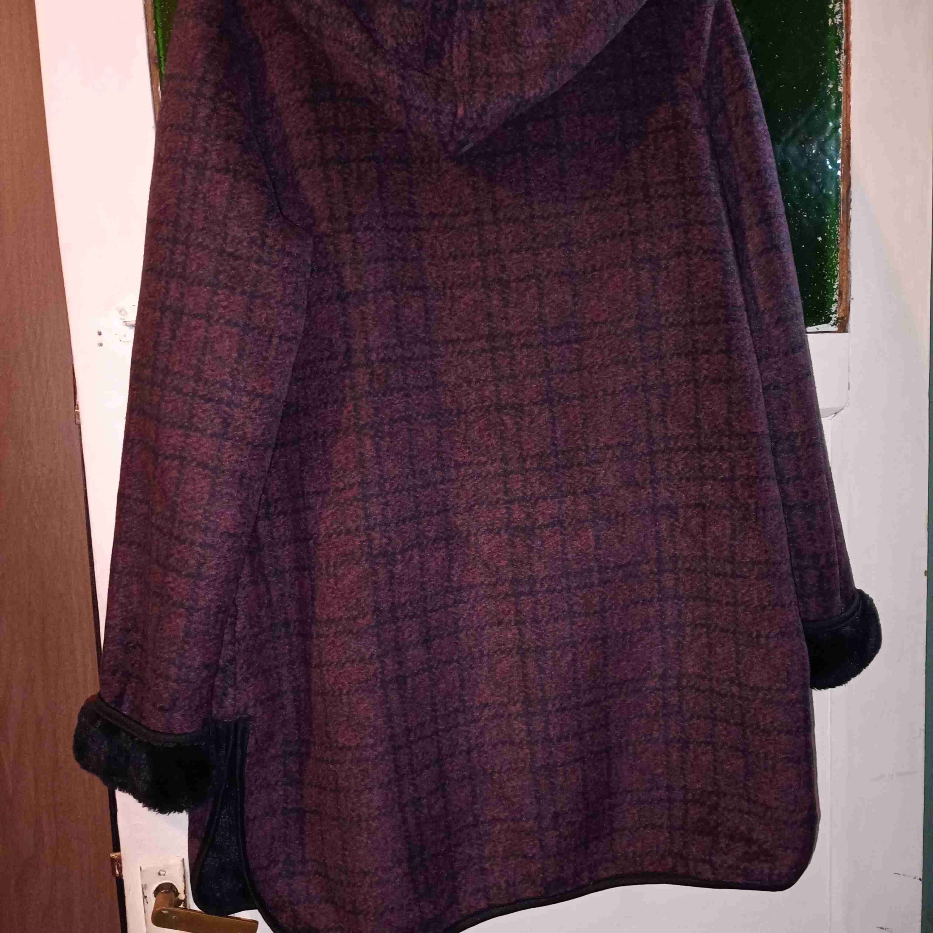 Abrigo largo con capucha morado - miniatura 5