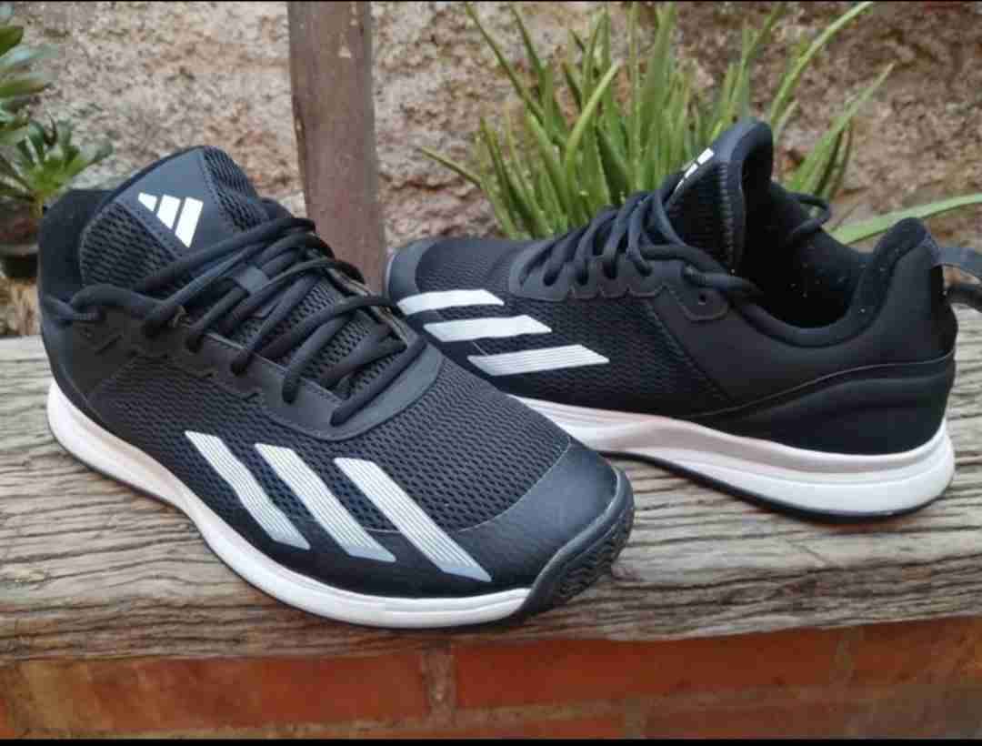 Zapatillas deportivas negras - 1