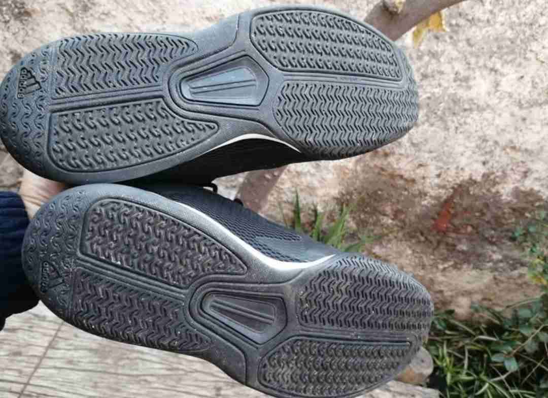 Zapatillas deportivas negras - 4