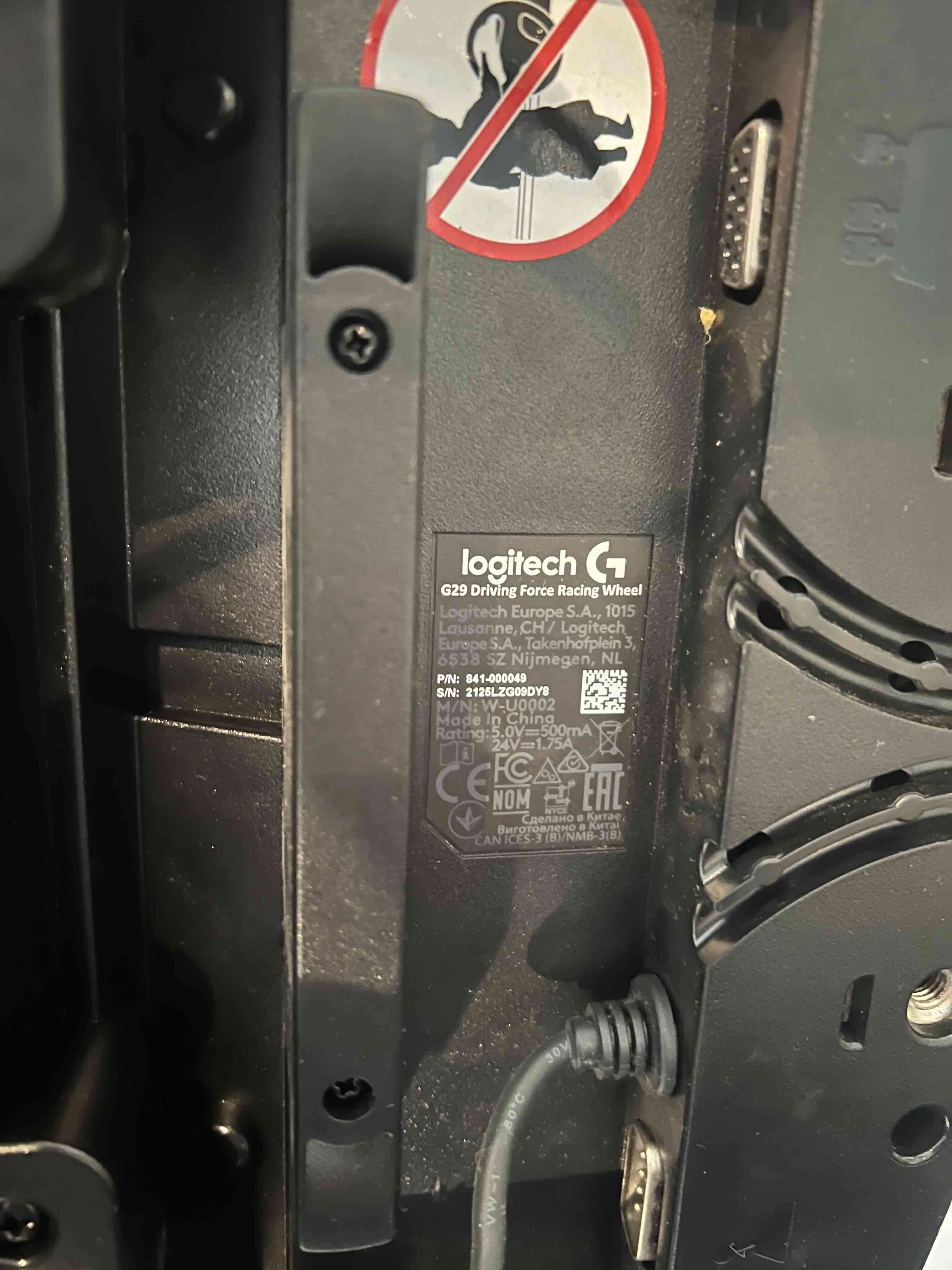 Volante y pedales Logitech g29 para PlayStation - miniatura 5