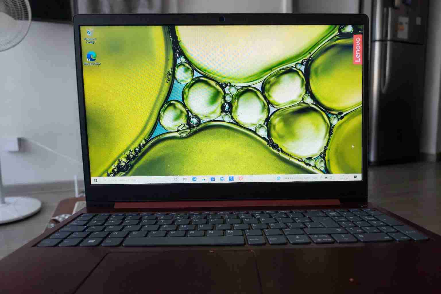 Notebook precio oferta Laptop Lenovo IdeaPad 3 - miniatura 1