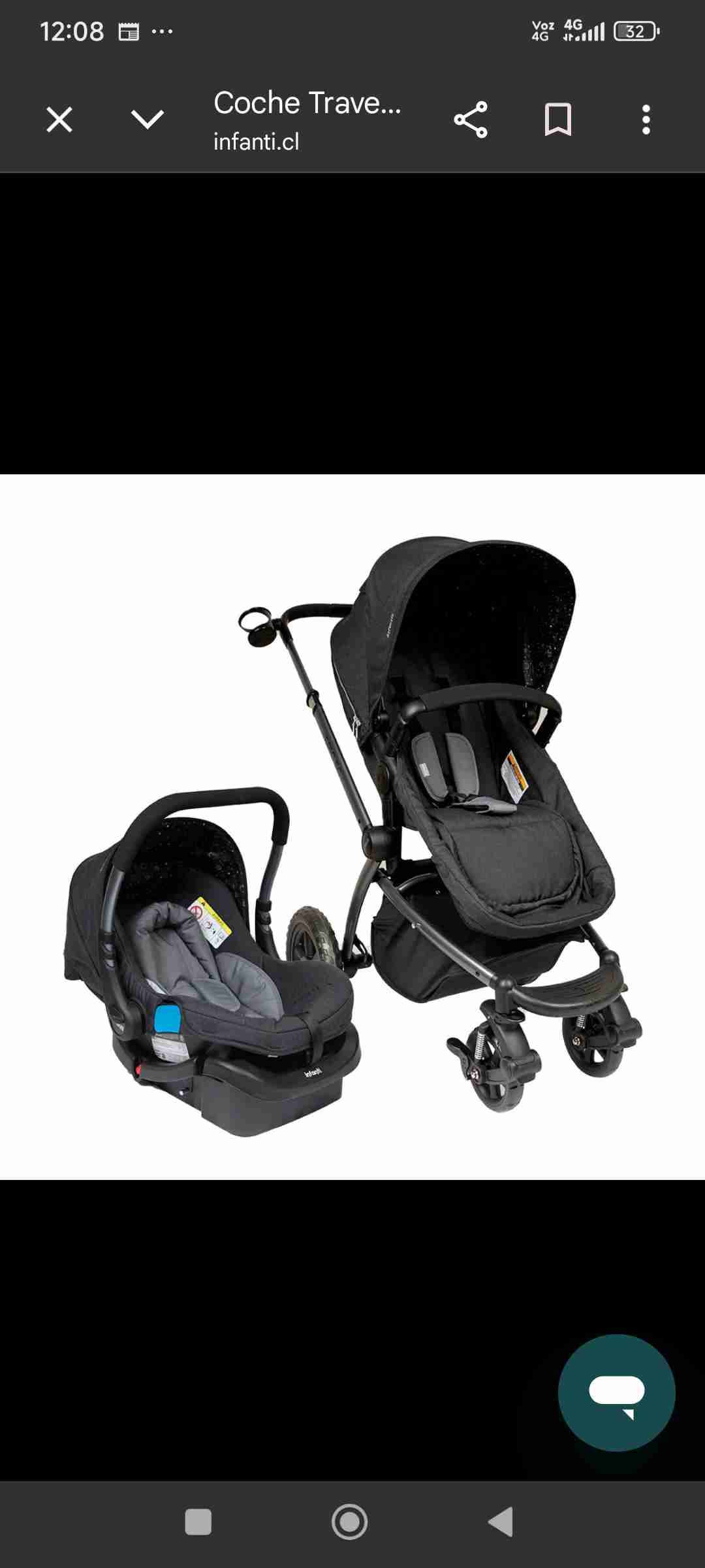 Coche y silla de auto negros