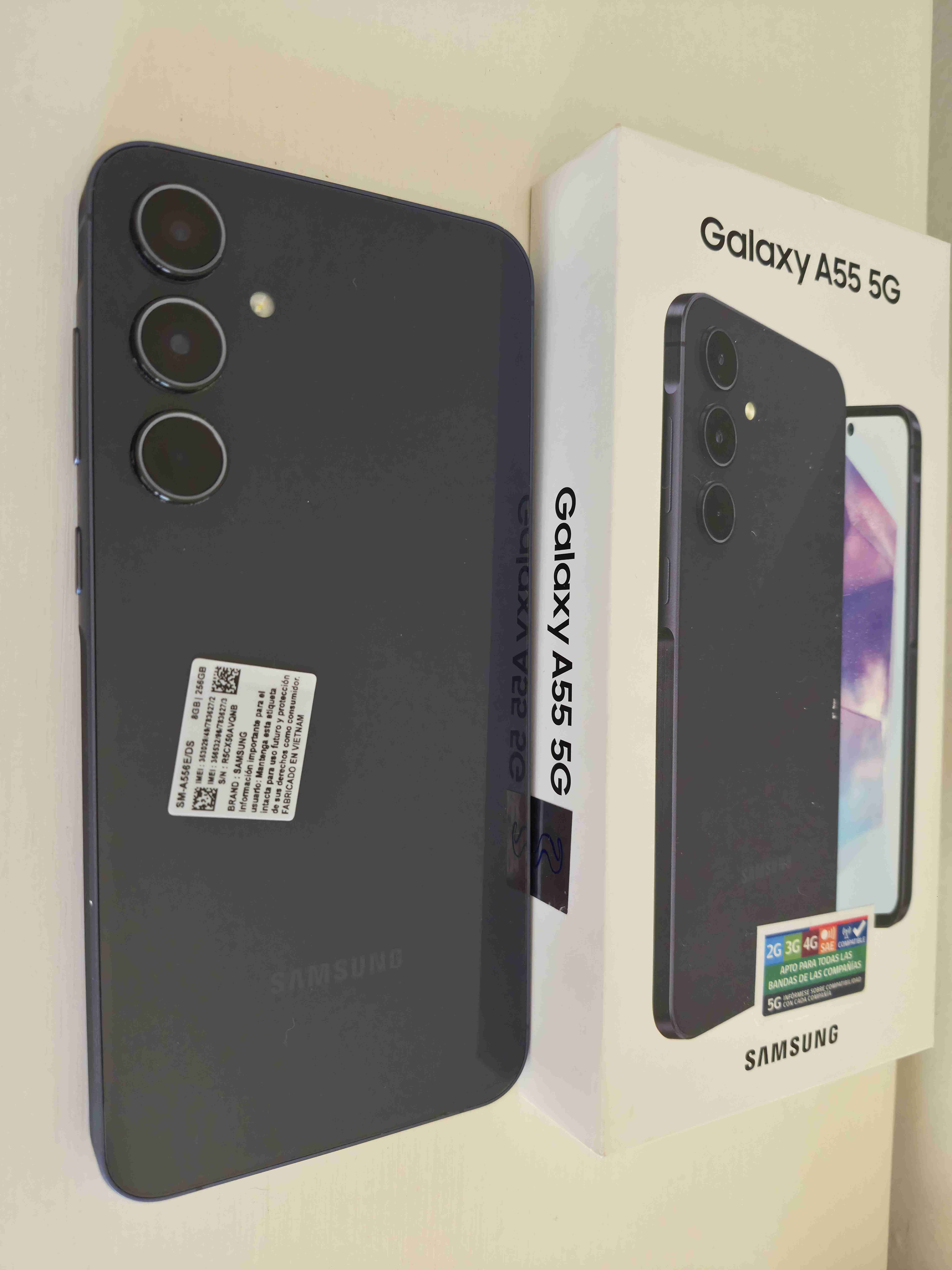 Samsung Galaxy A55 5G con caja y  carcasa - miniatura 3