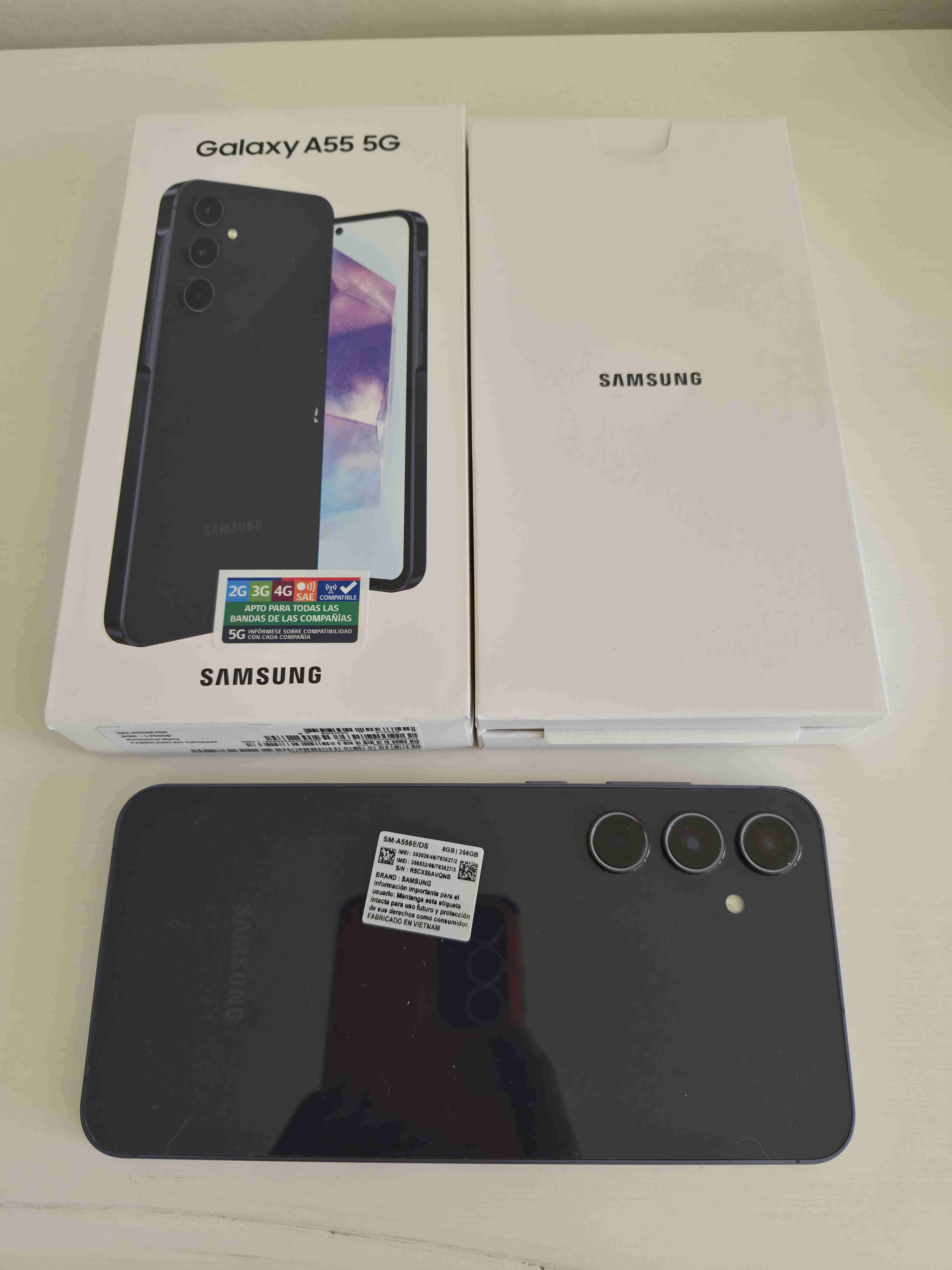 Samsung Galaxy A55 5G con caja y  carcasa - miniatura 4