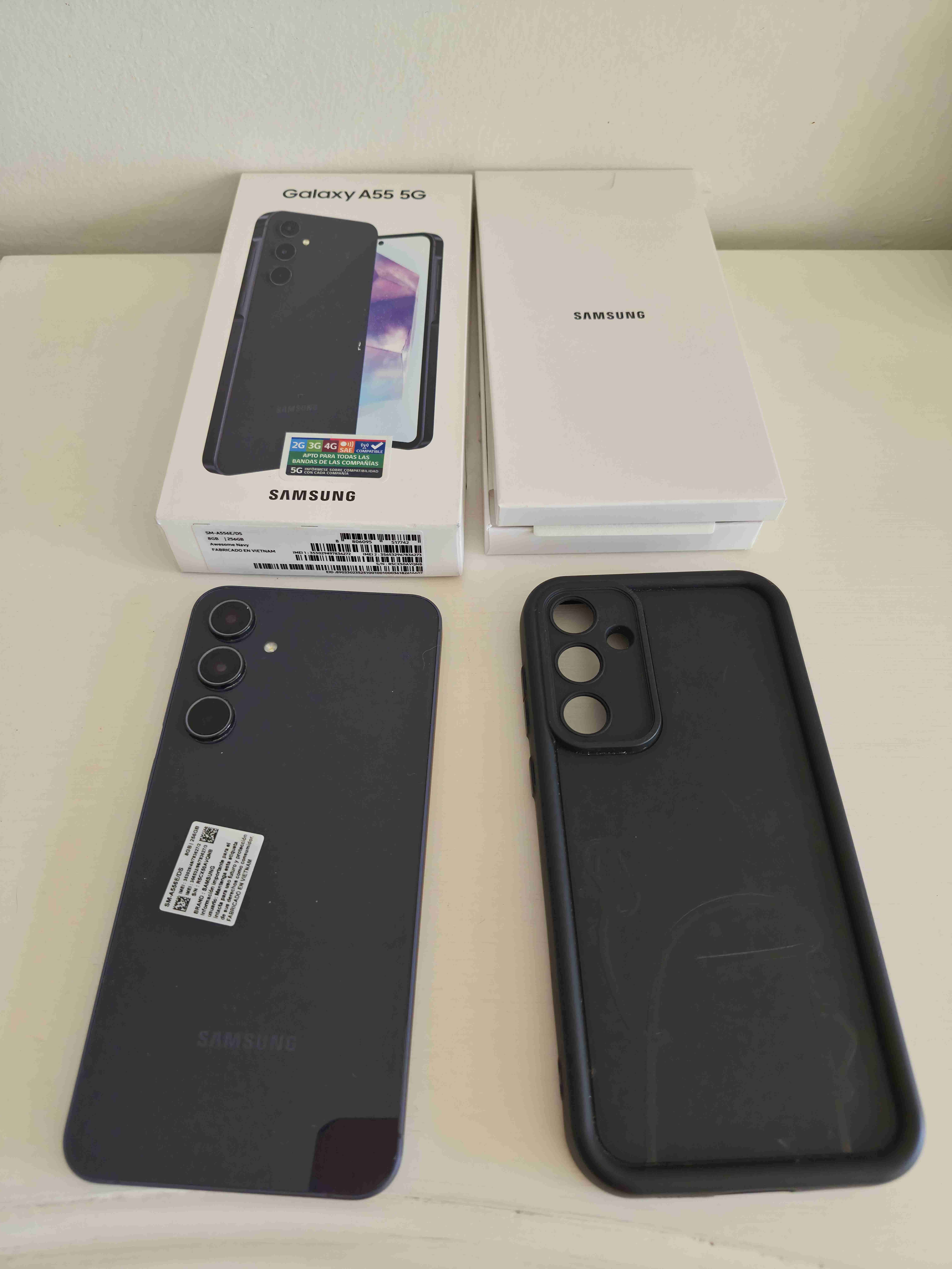 Samsung Galaxy A55 5G con caja y  carcasa - miniatura 6