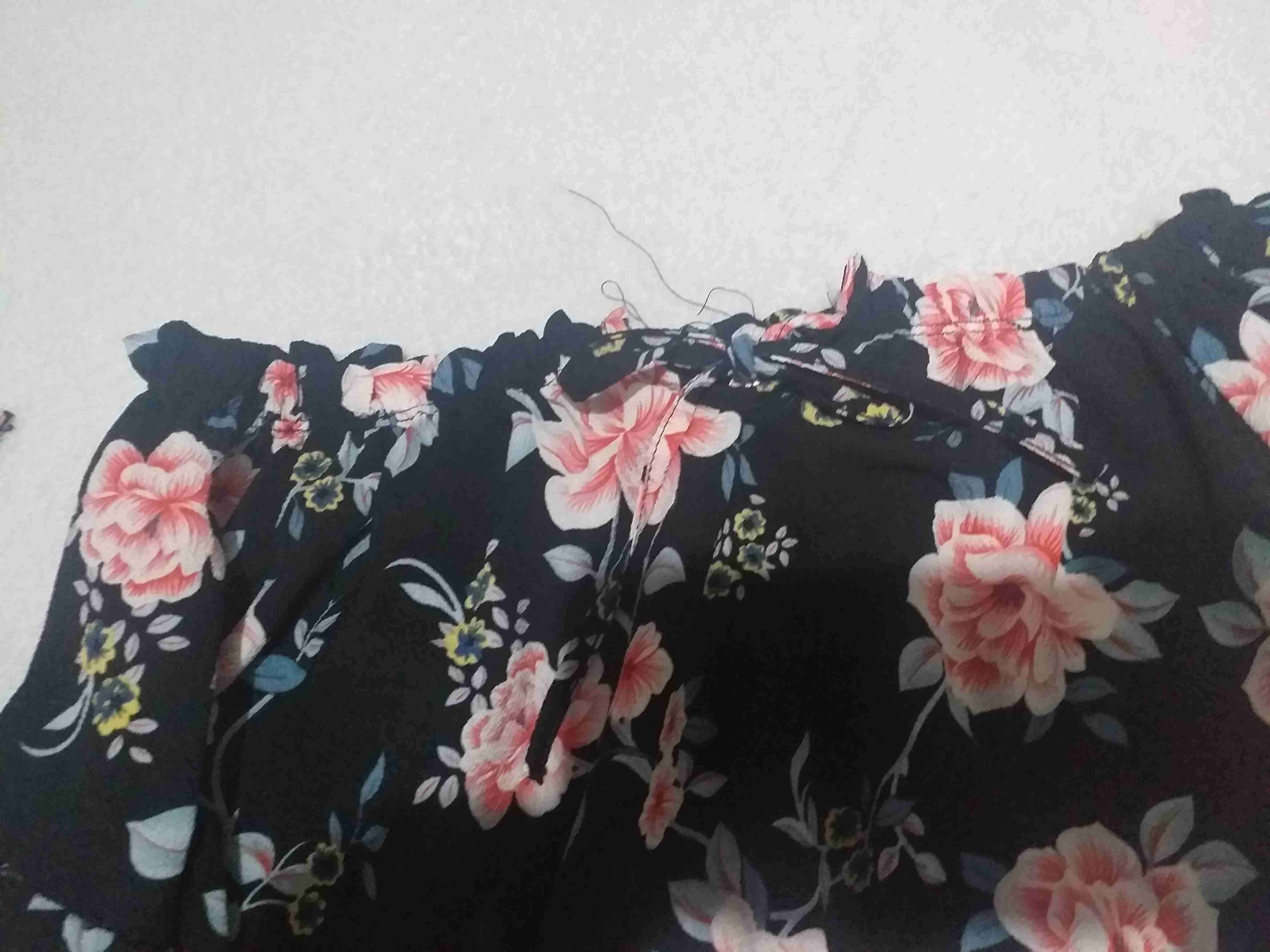 Blusa floral talla S - miniatura 3