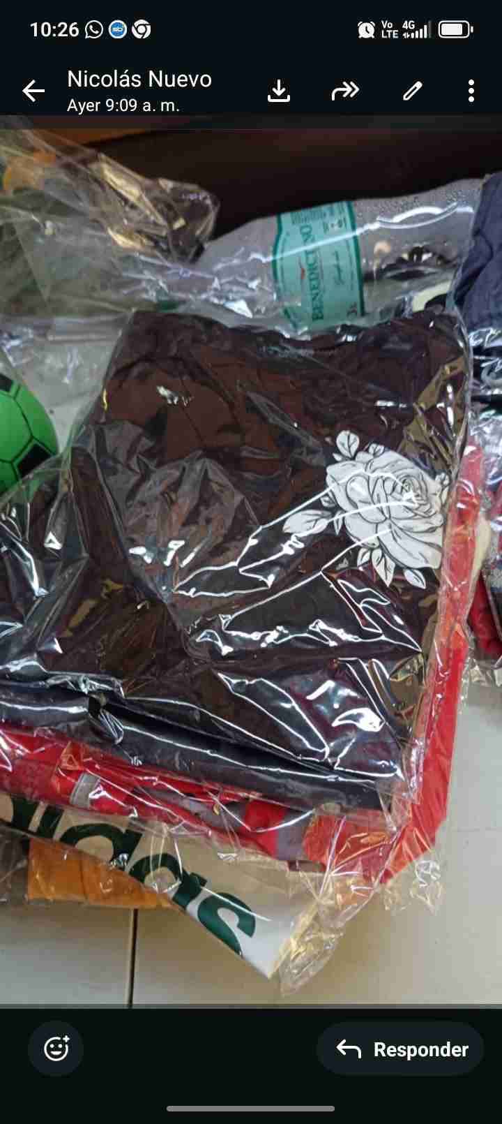 Poleras, buzos,polerones, etc - miniatura 3