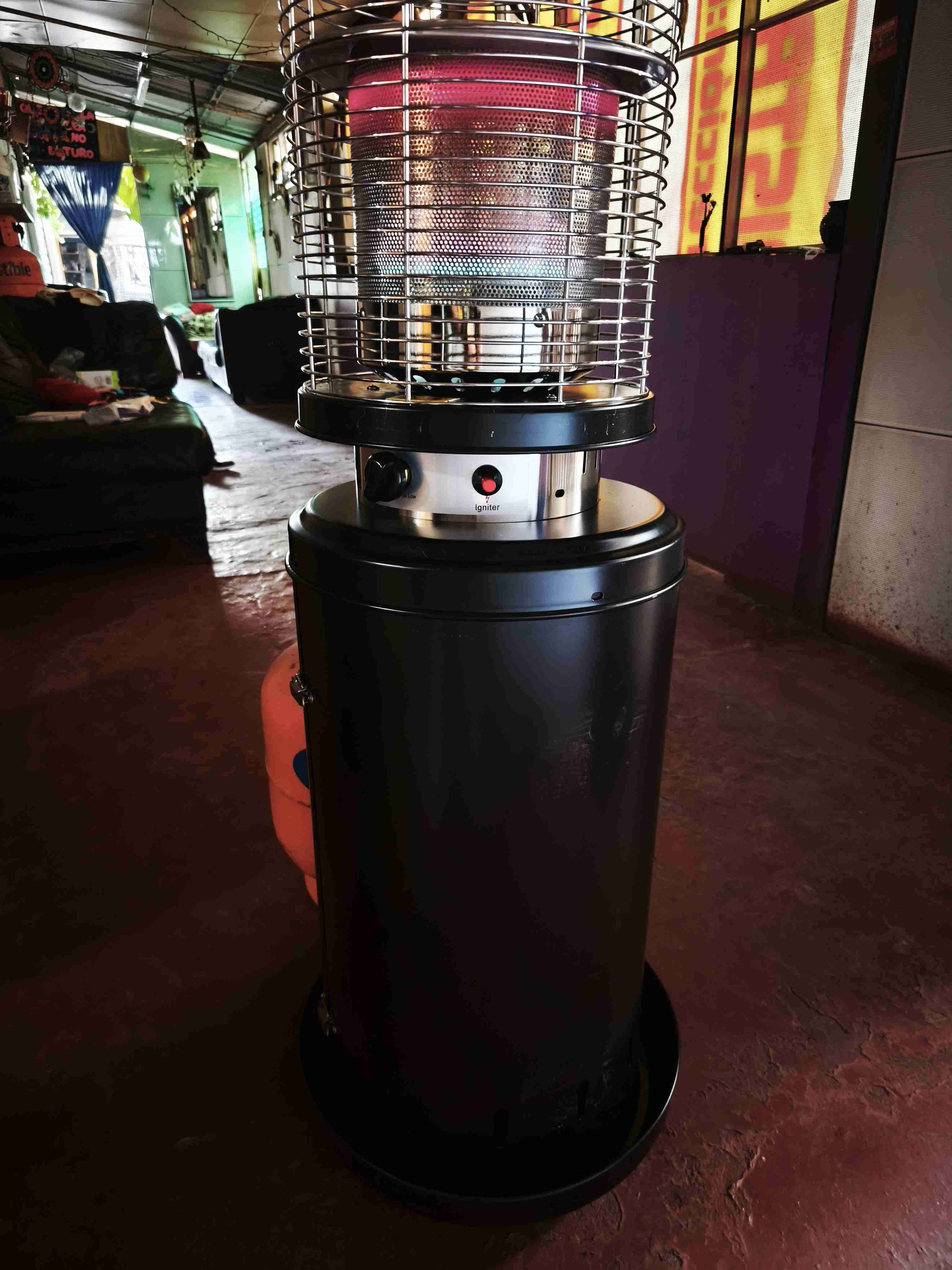 Estufa exterior a gas - miniatura 1