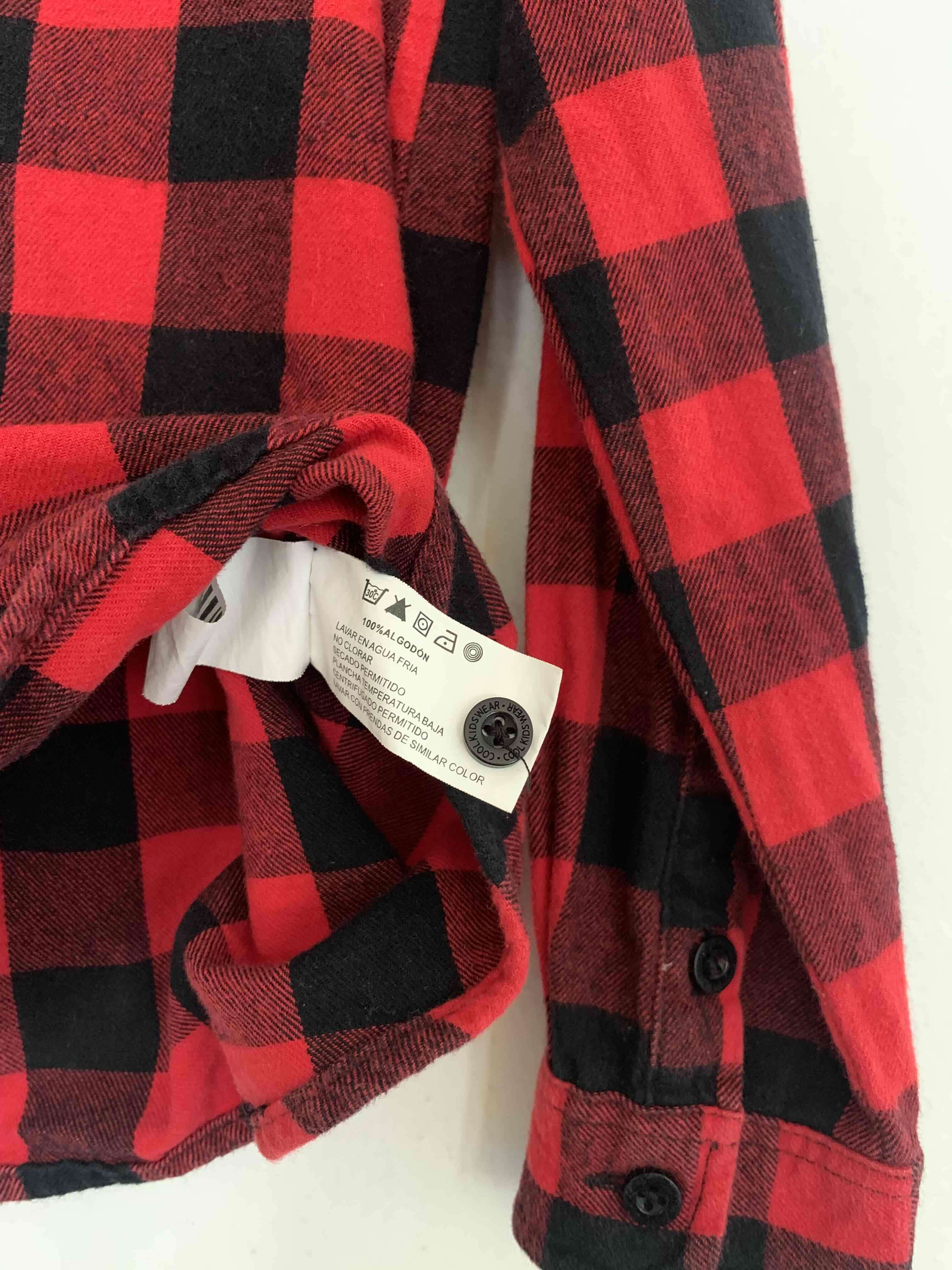 Camisa a cuadros roja y negra - miniatura 4