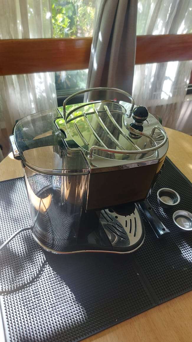 Cafetera espresso DeLonghi Icona (modelo EC0310) - miniatura 3