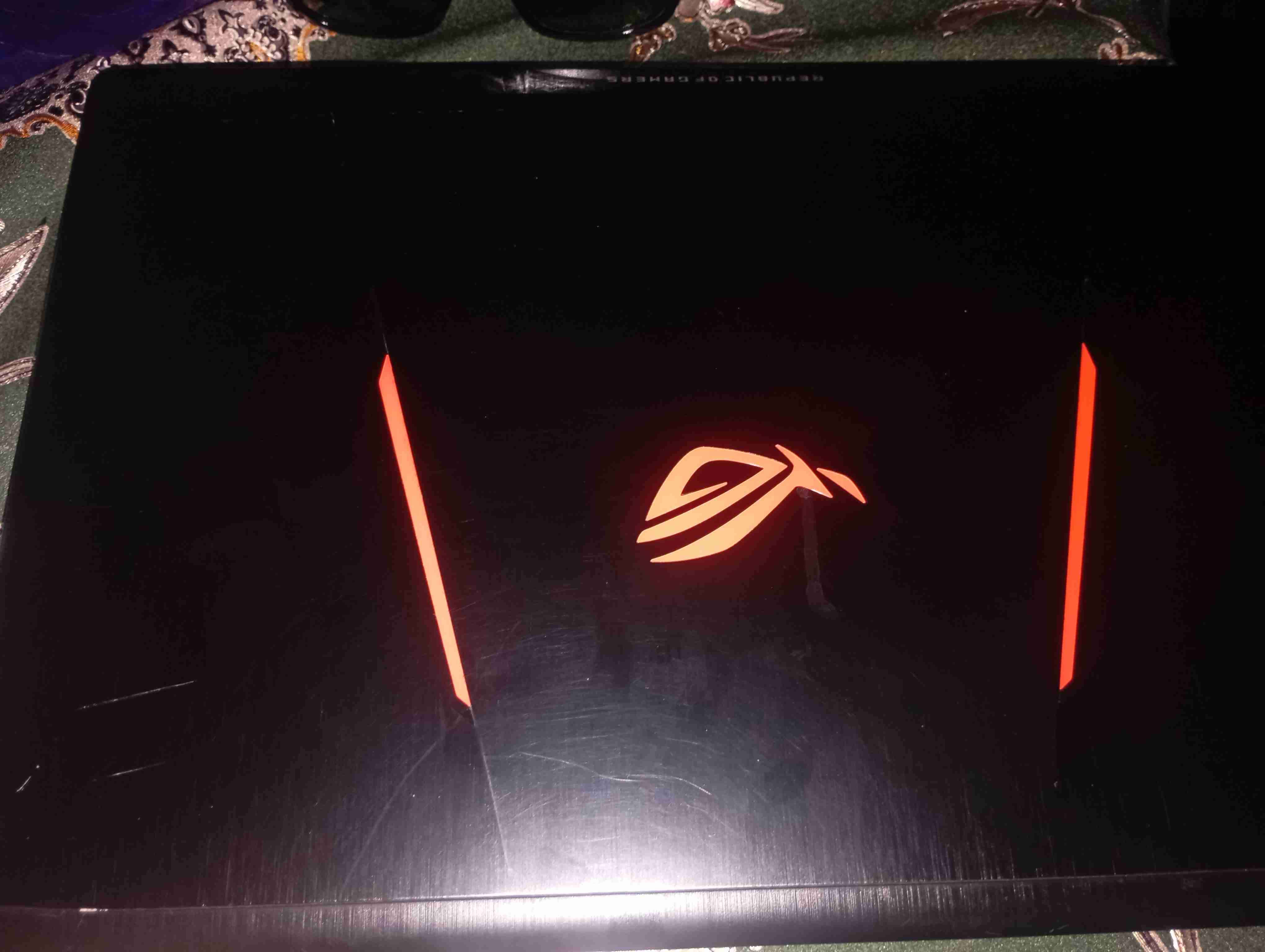 Laptop Asus Republic of Gamers - miniatura 4