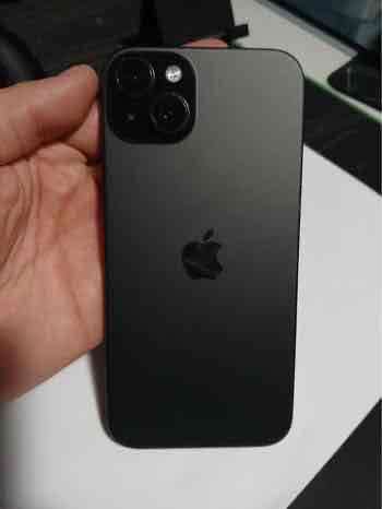 iPhone 15 plus único dueño - 2