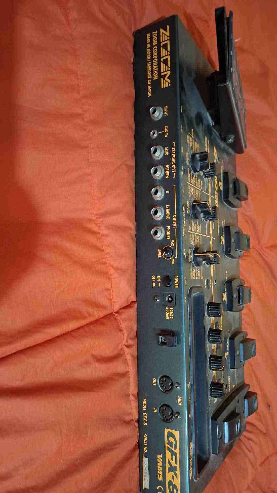 Pedalera Zoom GFX-8 multiefectos - miniatura 2