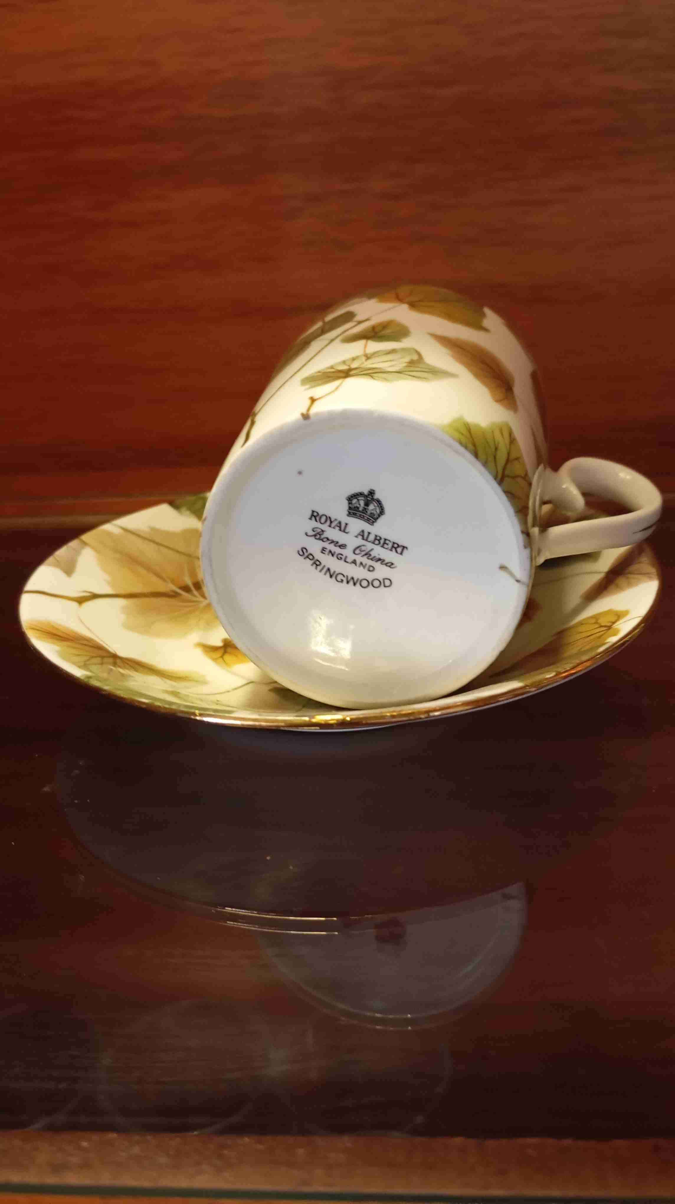 Taza porcelana inglesa. - miniatura 2