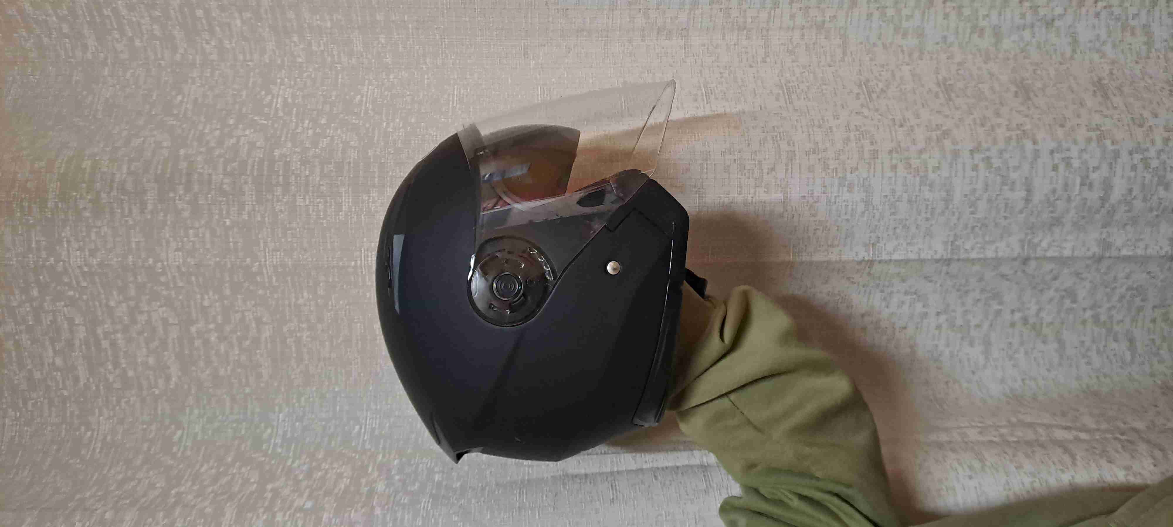 Casco de moto negro con visor - miniatura 1