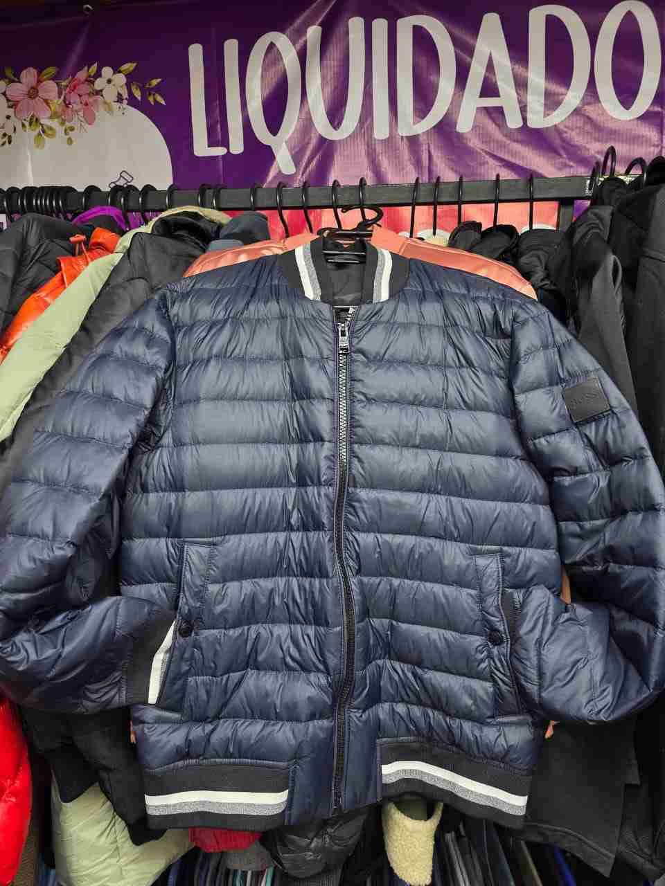 Chaqueta de pluma acolchada azul tipo bomber - 1