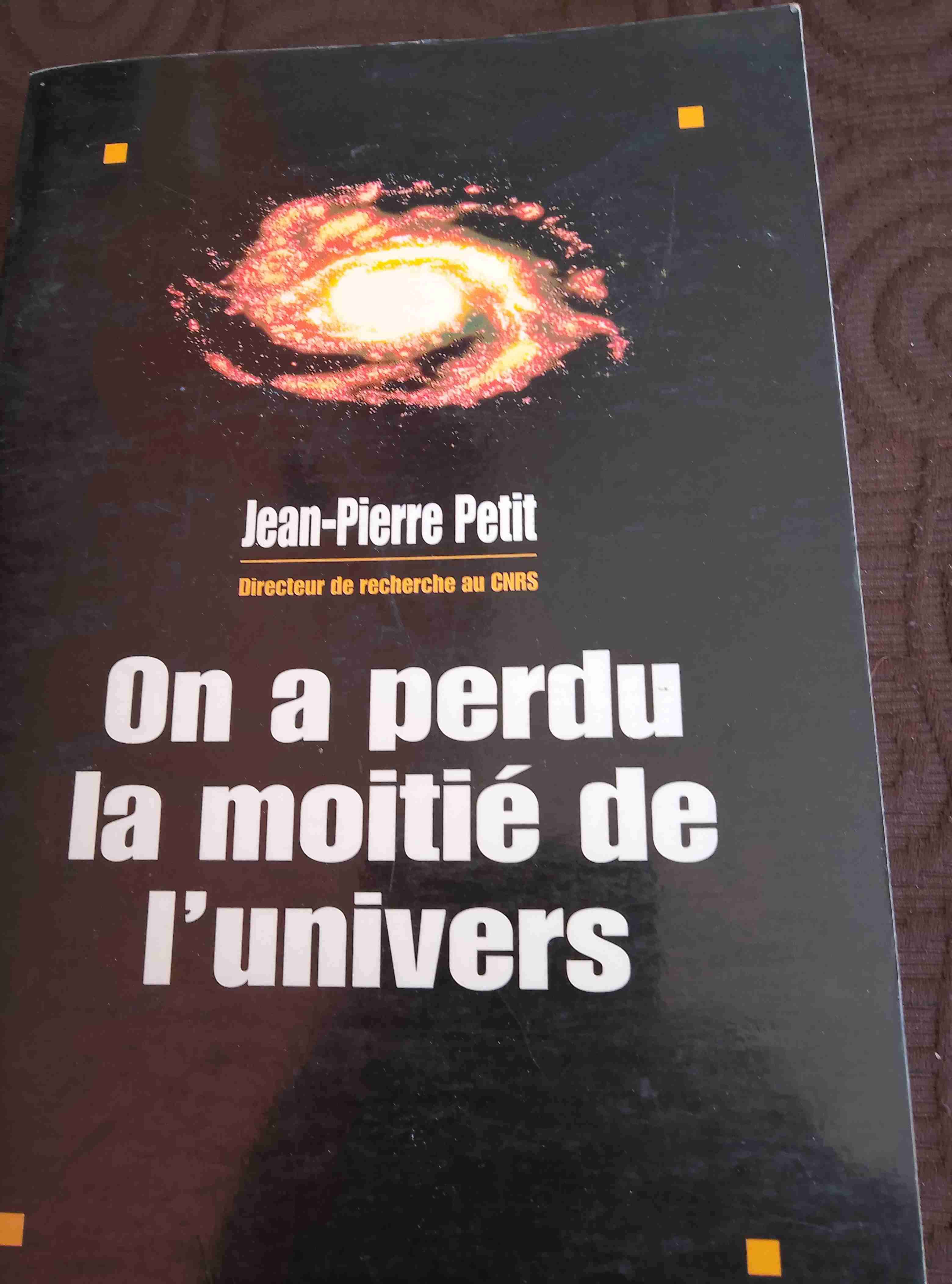 Libro 'On a perdu la moitié de l'univers'