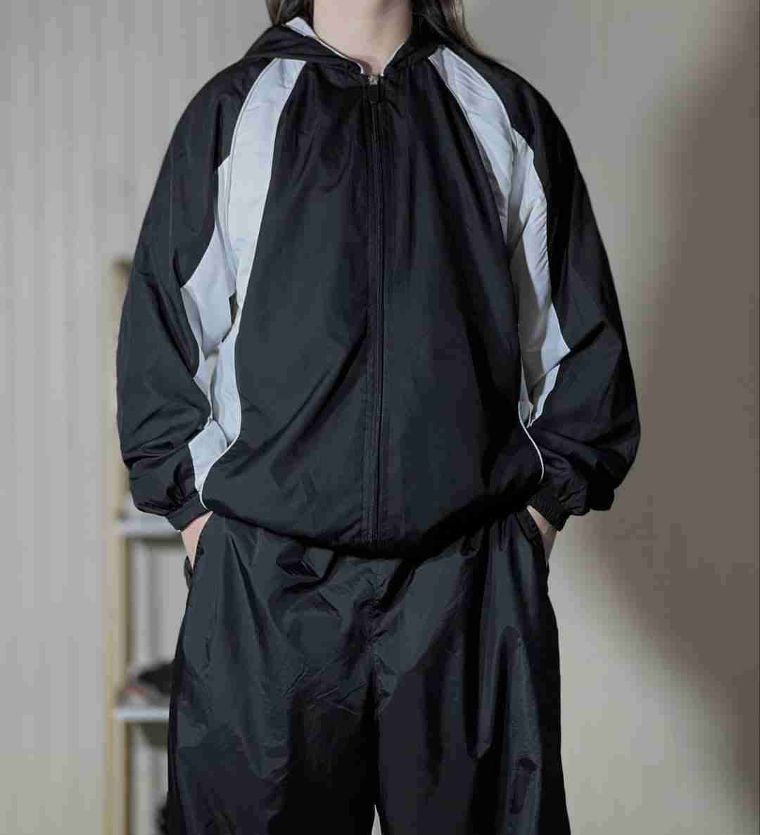 Cortavientos blanco y negro Talla M - miniatura 2