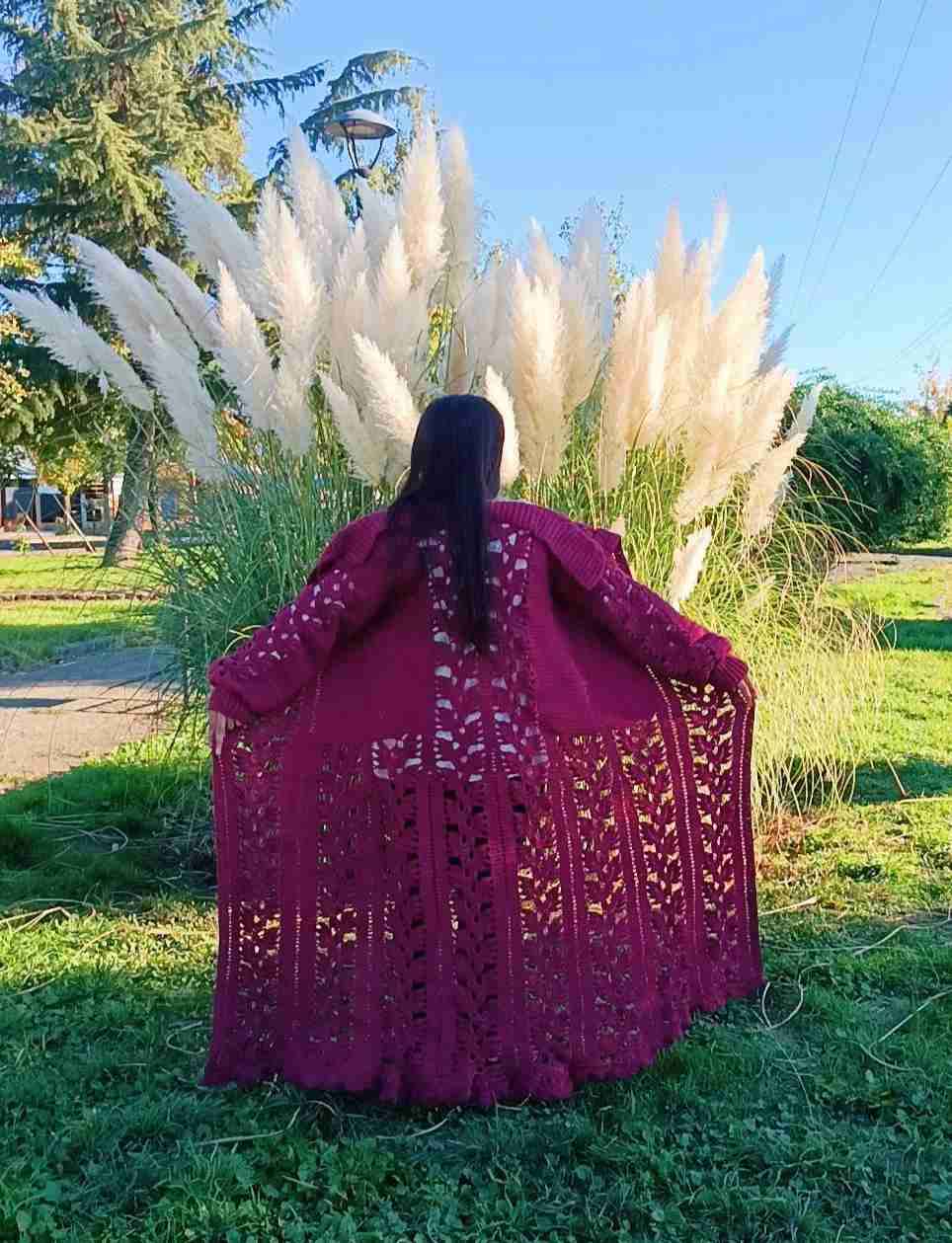 Abrigo tejido calado burdeos - miniatura 1