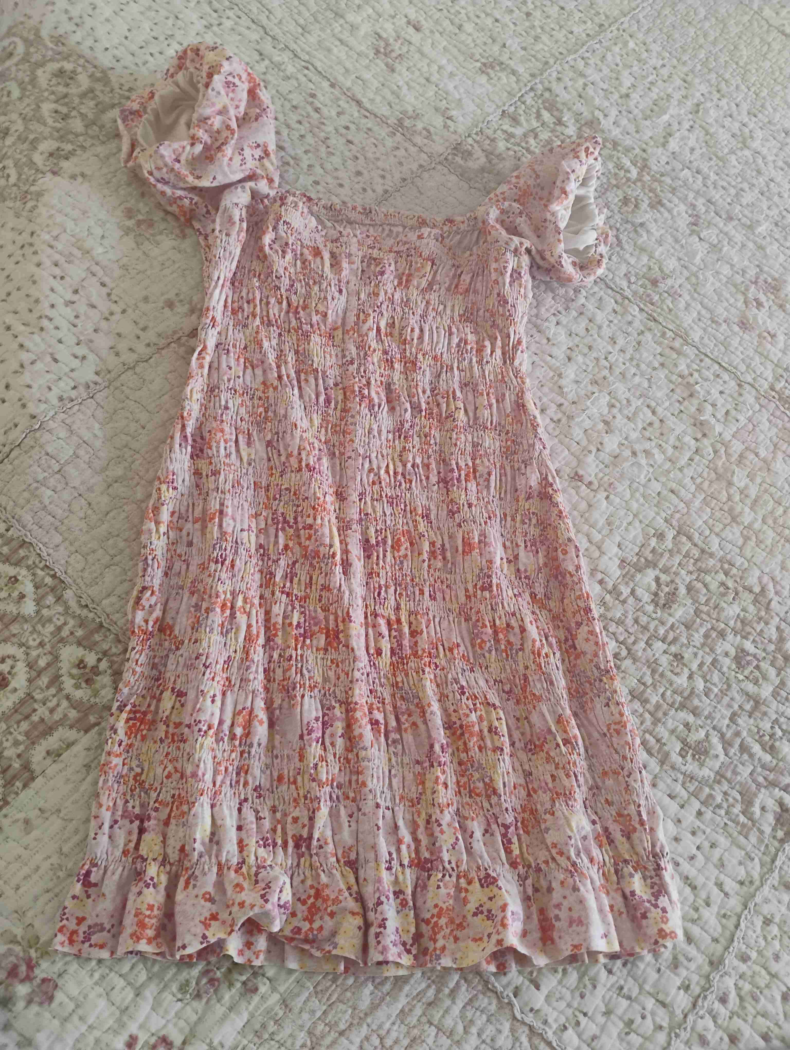 Vestido floreado ligero - miniatura 1