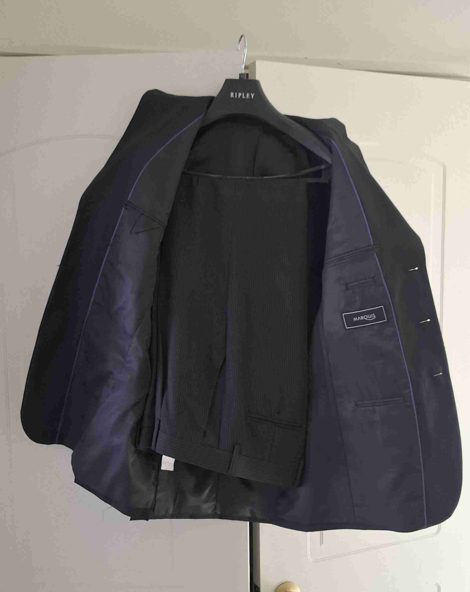 Traje gris oscuro a rayas - miniatura 4