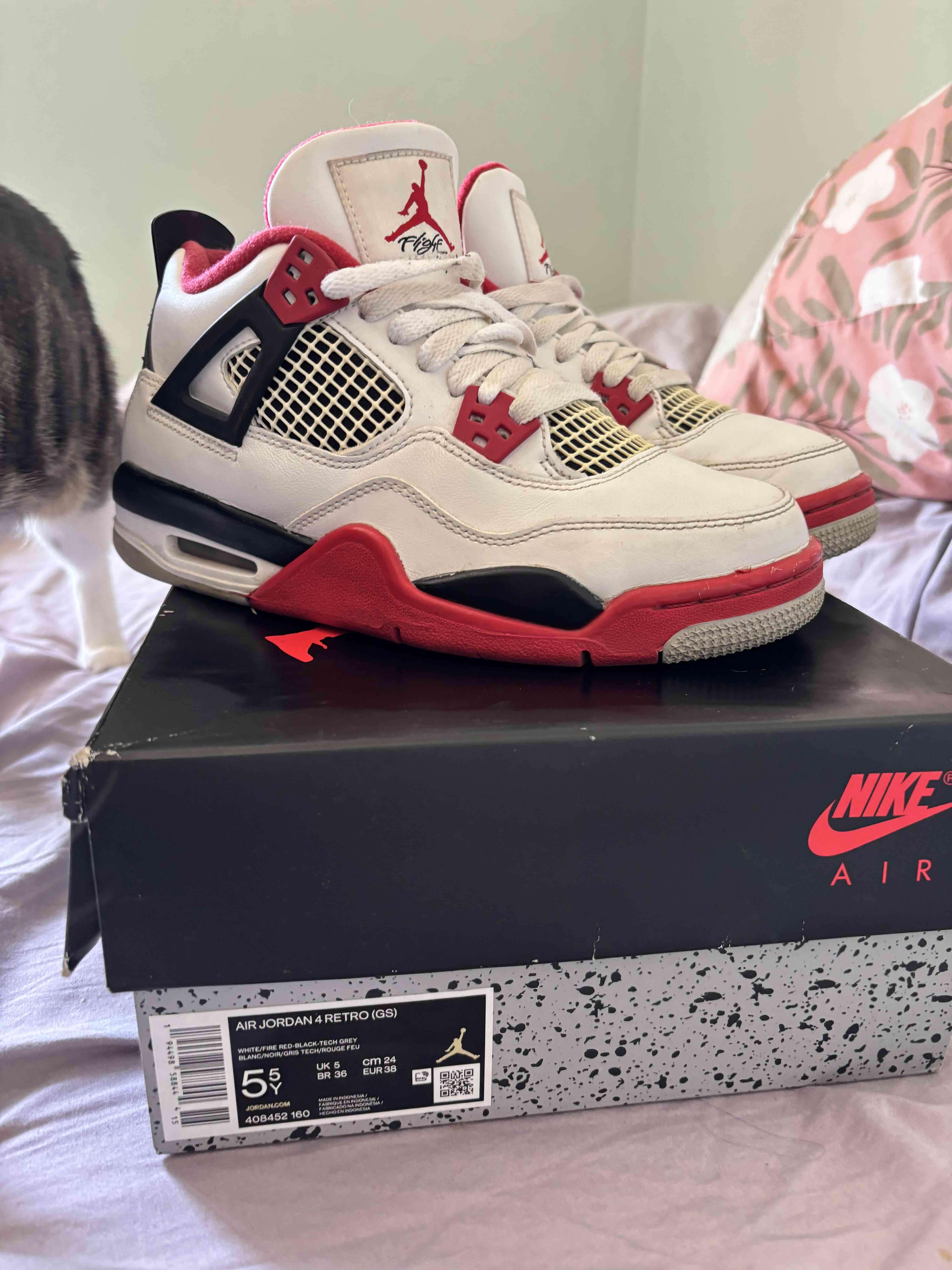 Zapatillas Nike Air Jordan 4 Retro fire red - miniatura 1