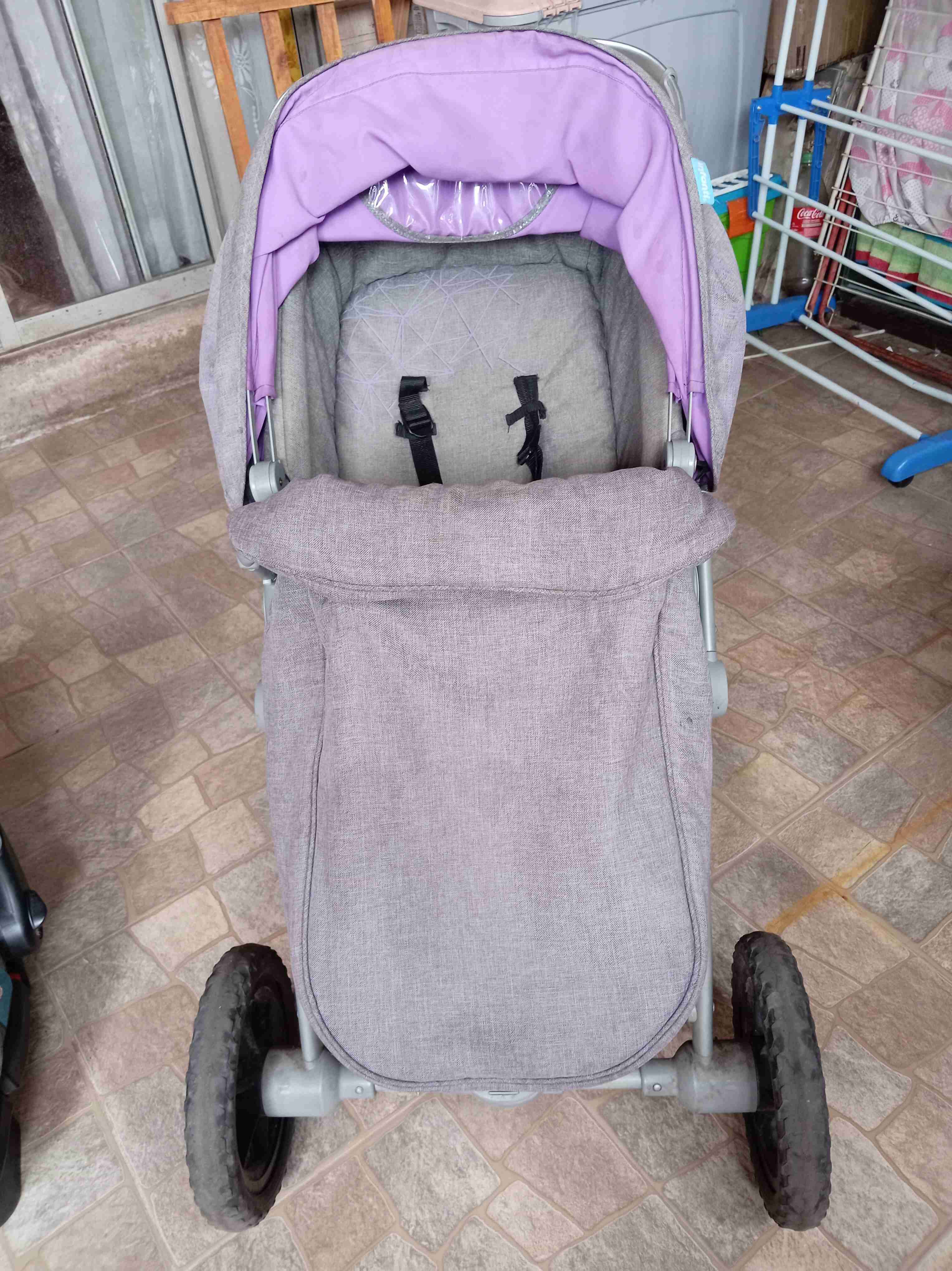 Coche con silla para bebé - miniatura 5