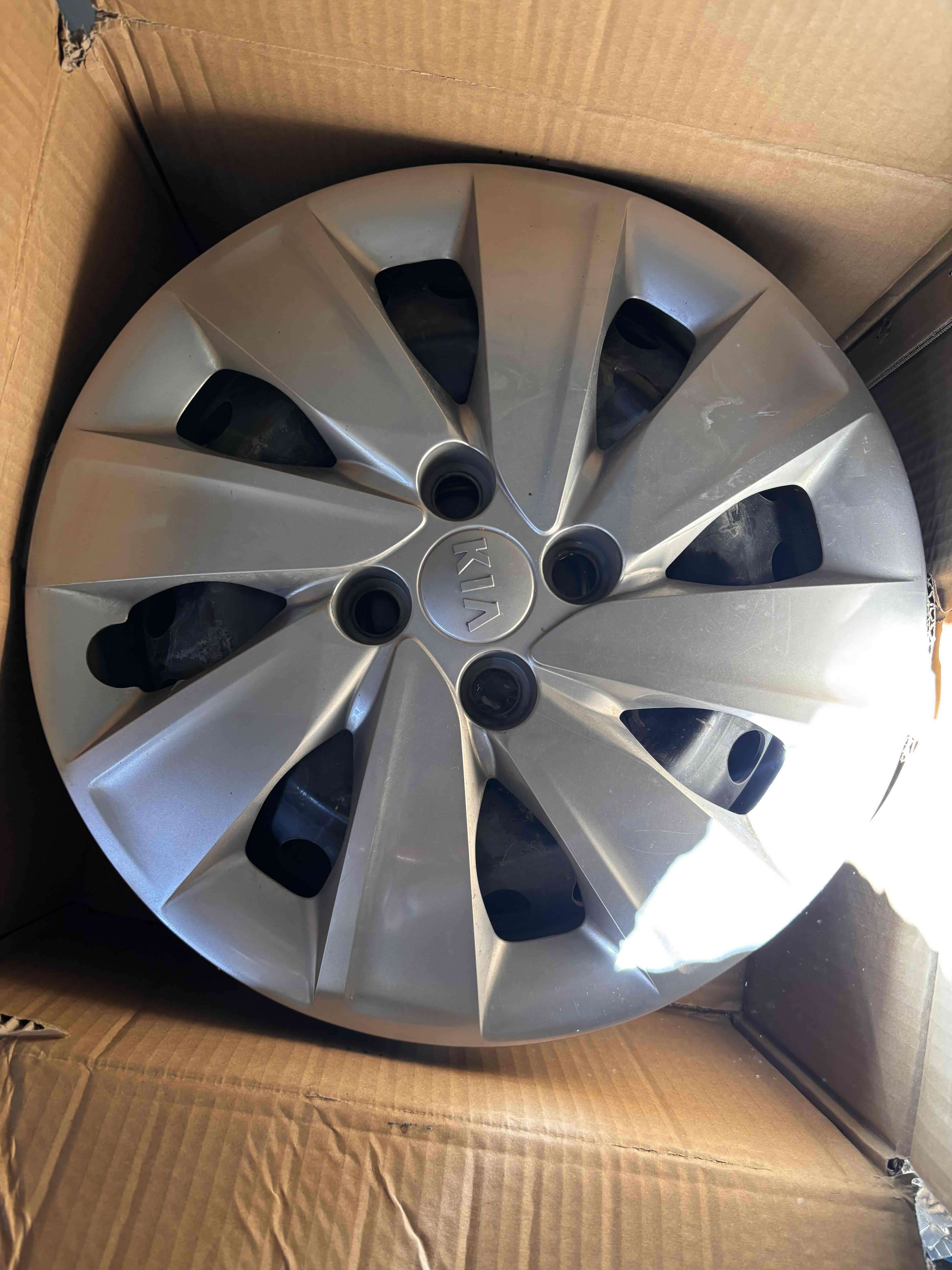 Llantas aro 15 kia rio originales - miniatura 3